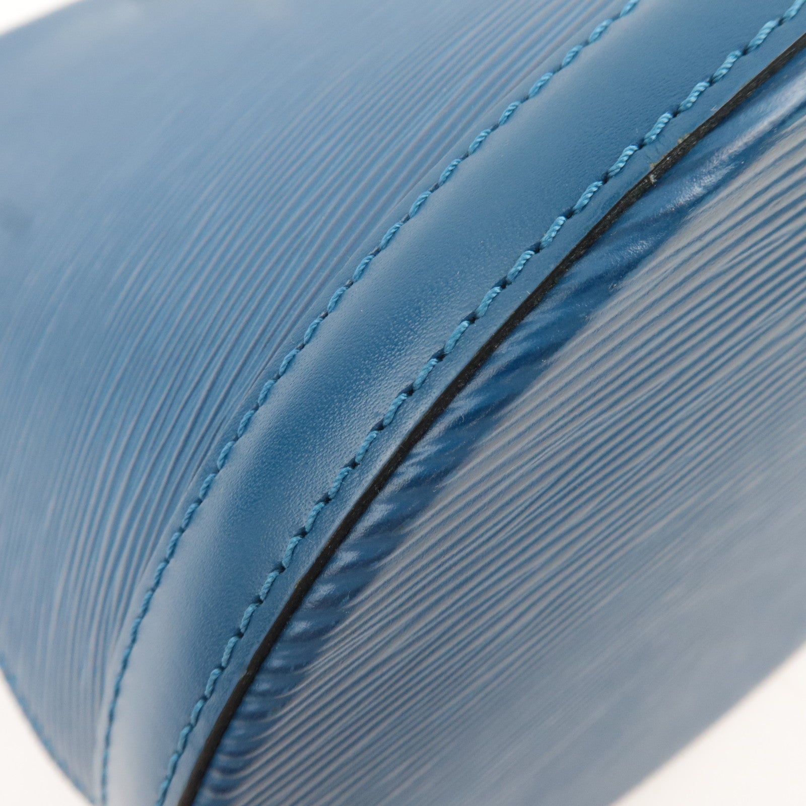 Louis Vuitton Epi Cluny Shoulder Bag Toledo Blue M52255