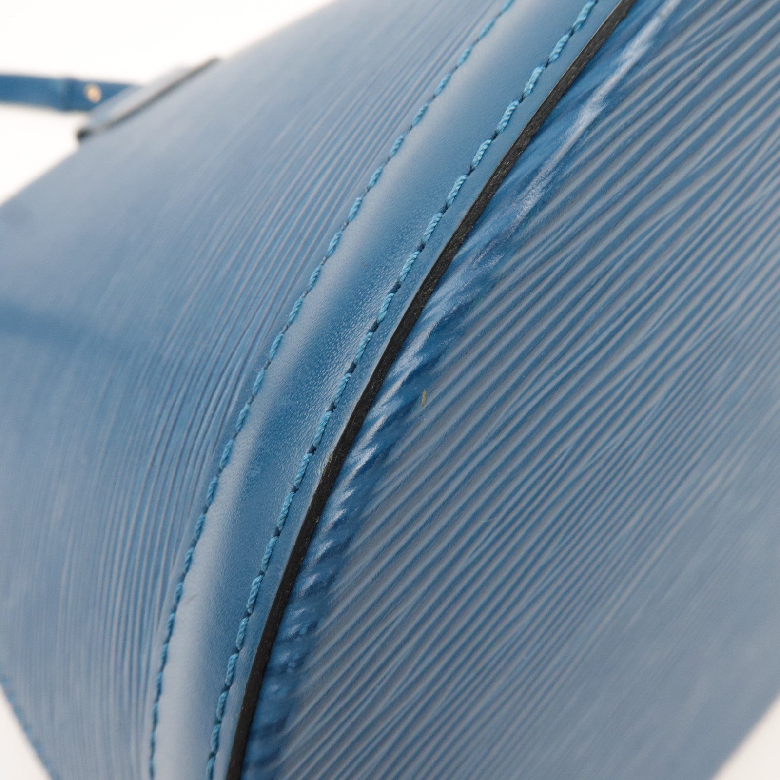 Louis Vuitton Epi Cluny Shoulder Bag Toledo Blue M52255