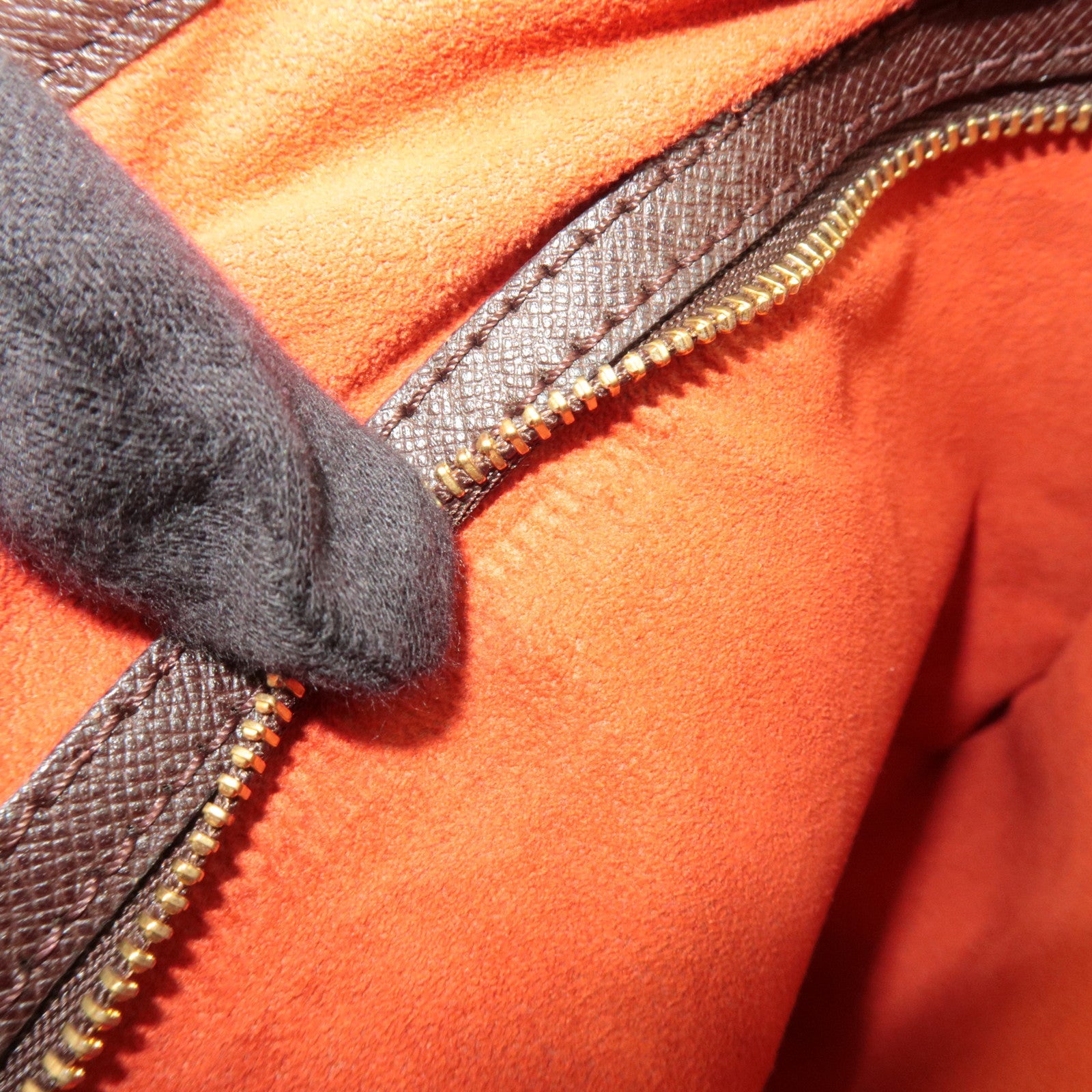 Louis Vuitton Damier Marais Shoulder Bag N42240