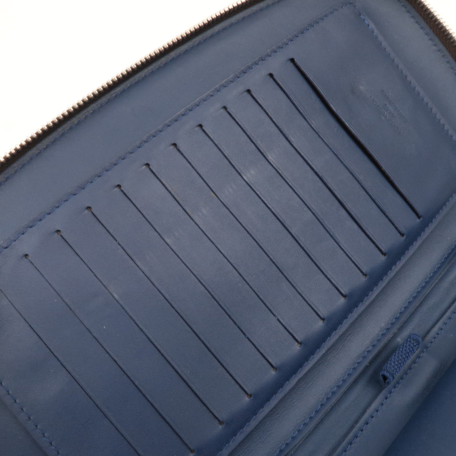 Louis Vuitton Monogram V Line Organizer Atoll Travel Wallet M61172