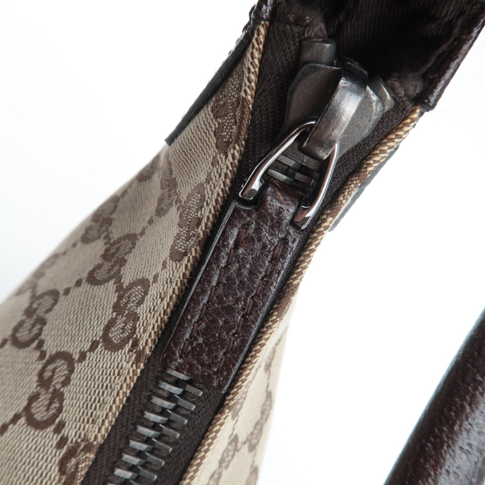 GUCCI GG Canvas Hobo Shoulder Bag Beige 115002