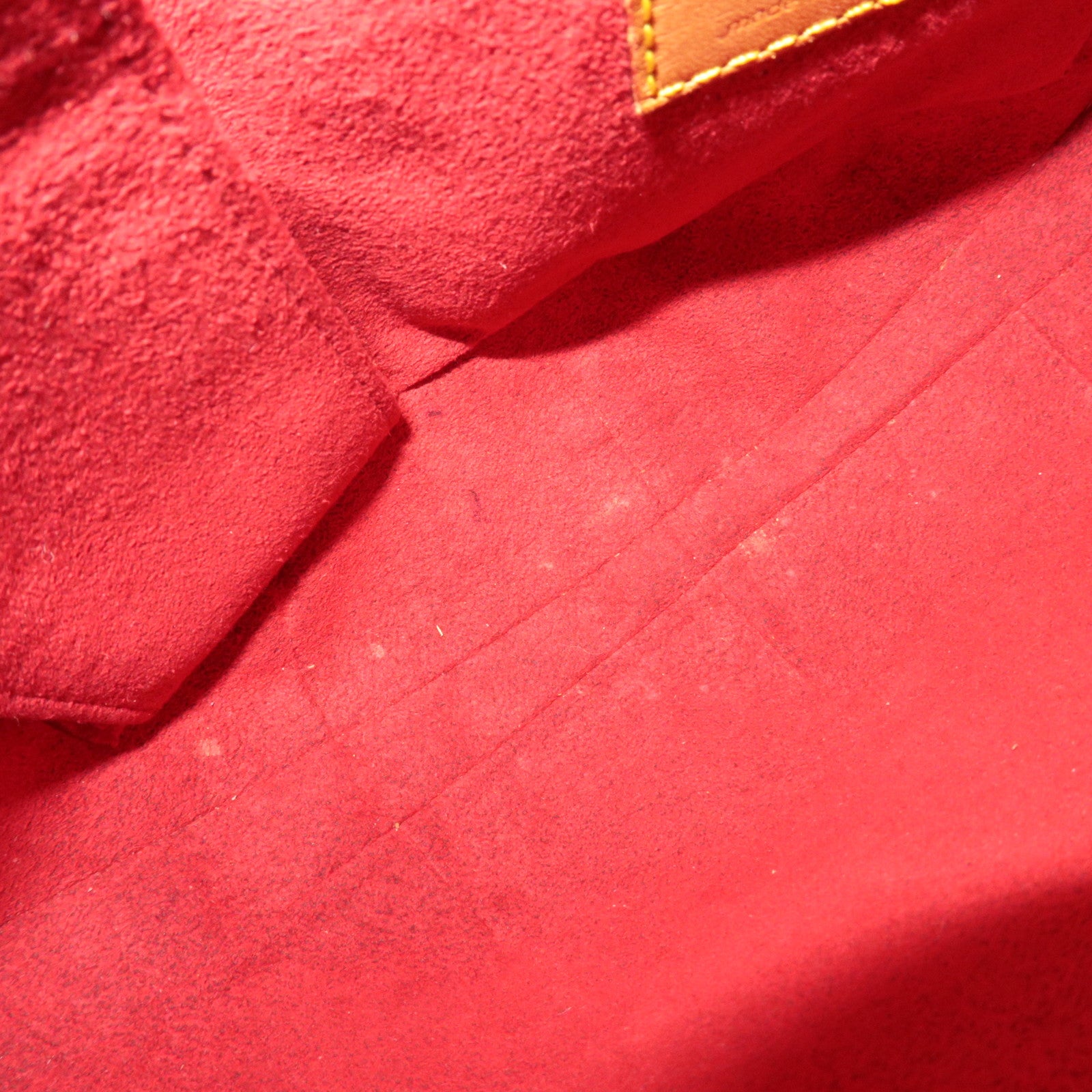 Louis Vuitton Monogram Croissant MM M51512