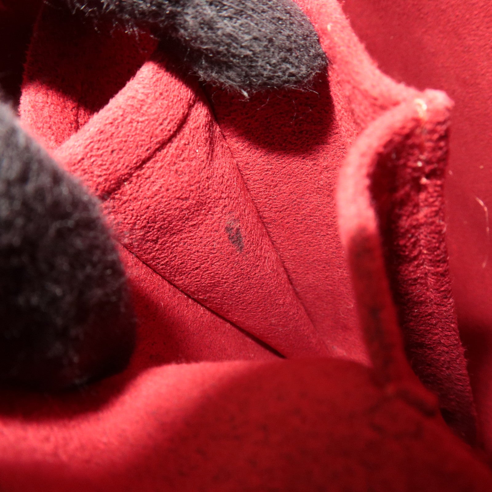 Louis Vuitton Monogram Croissant MM M51512