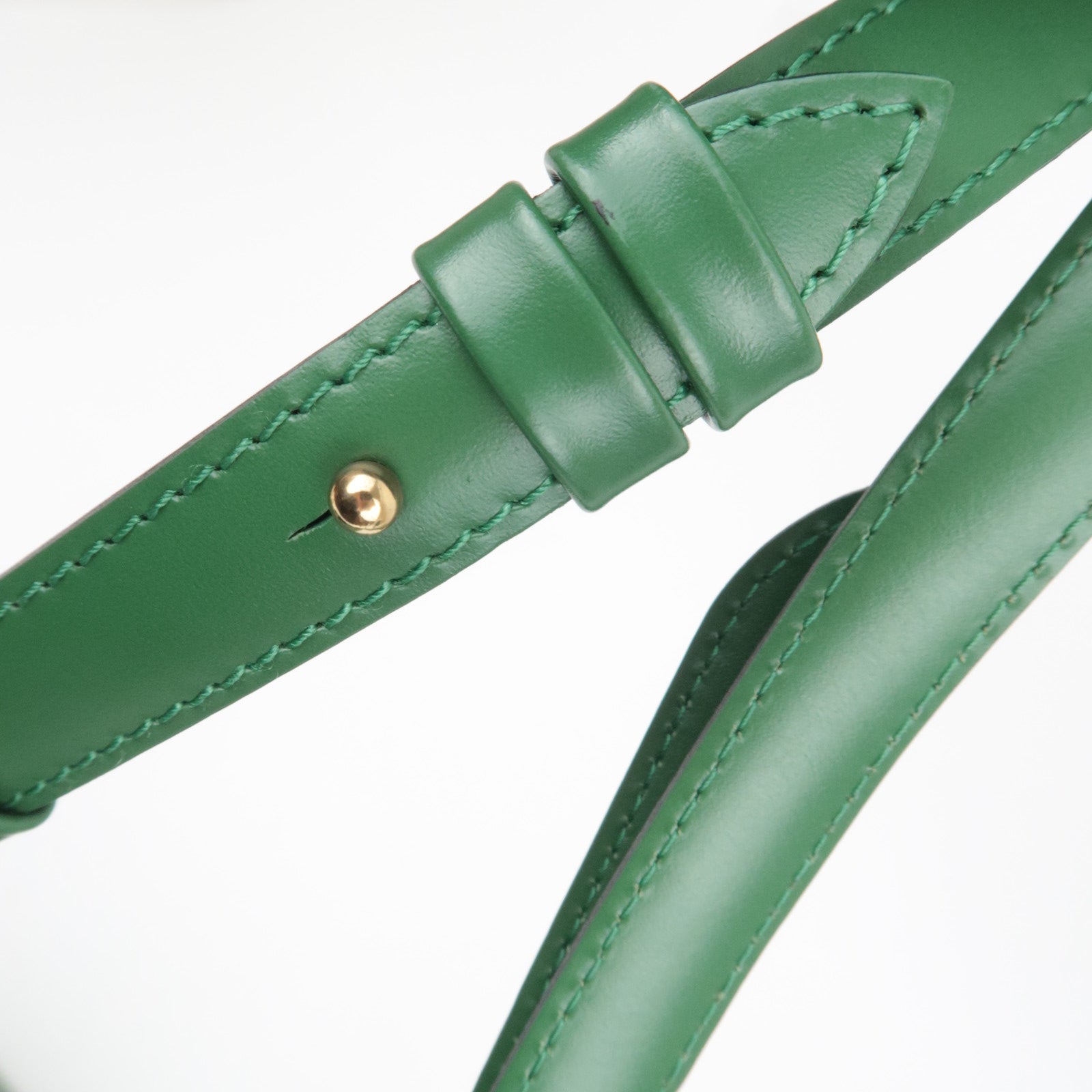 Louis Vuitton Epi Cluny Shoulder Bag Borneo Green M52254