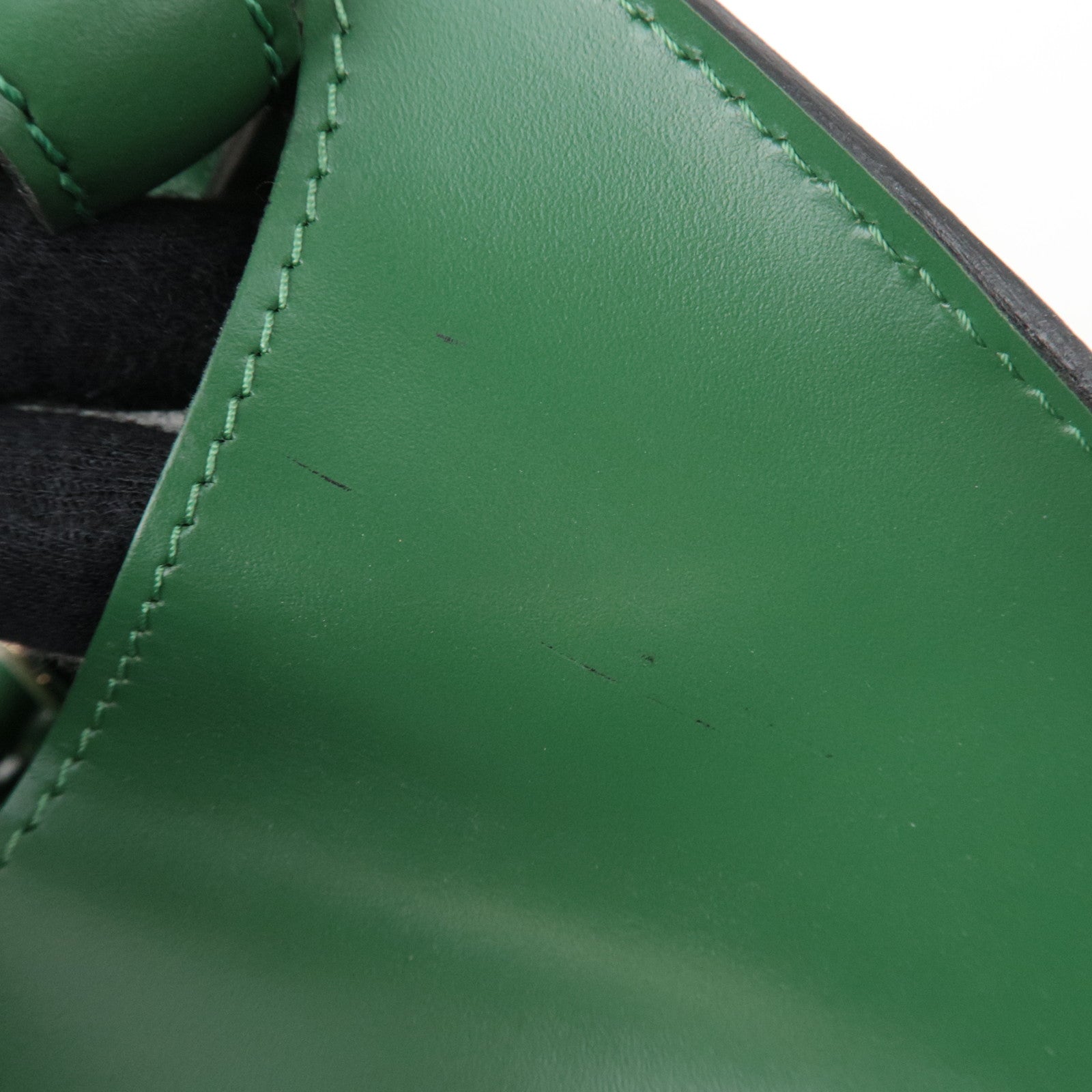 Louis Vuitton Epi Cluny Shoulder Bag Borneo Green M52254