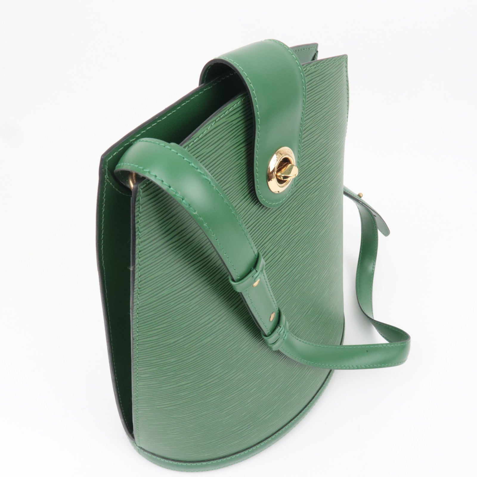 Louis Vuitton Epi Cluny Shoulder Bag Borneo Green M52254