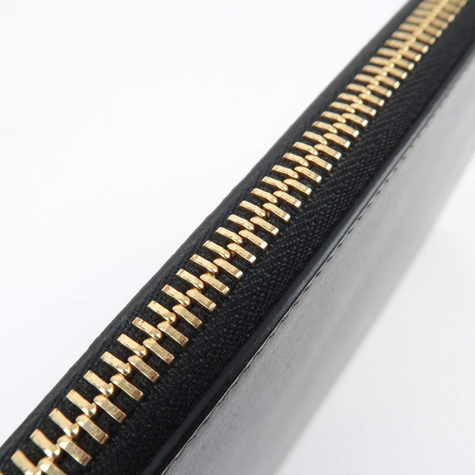 SAINT LAURENT Leather Clutch Bag Black 607779