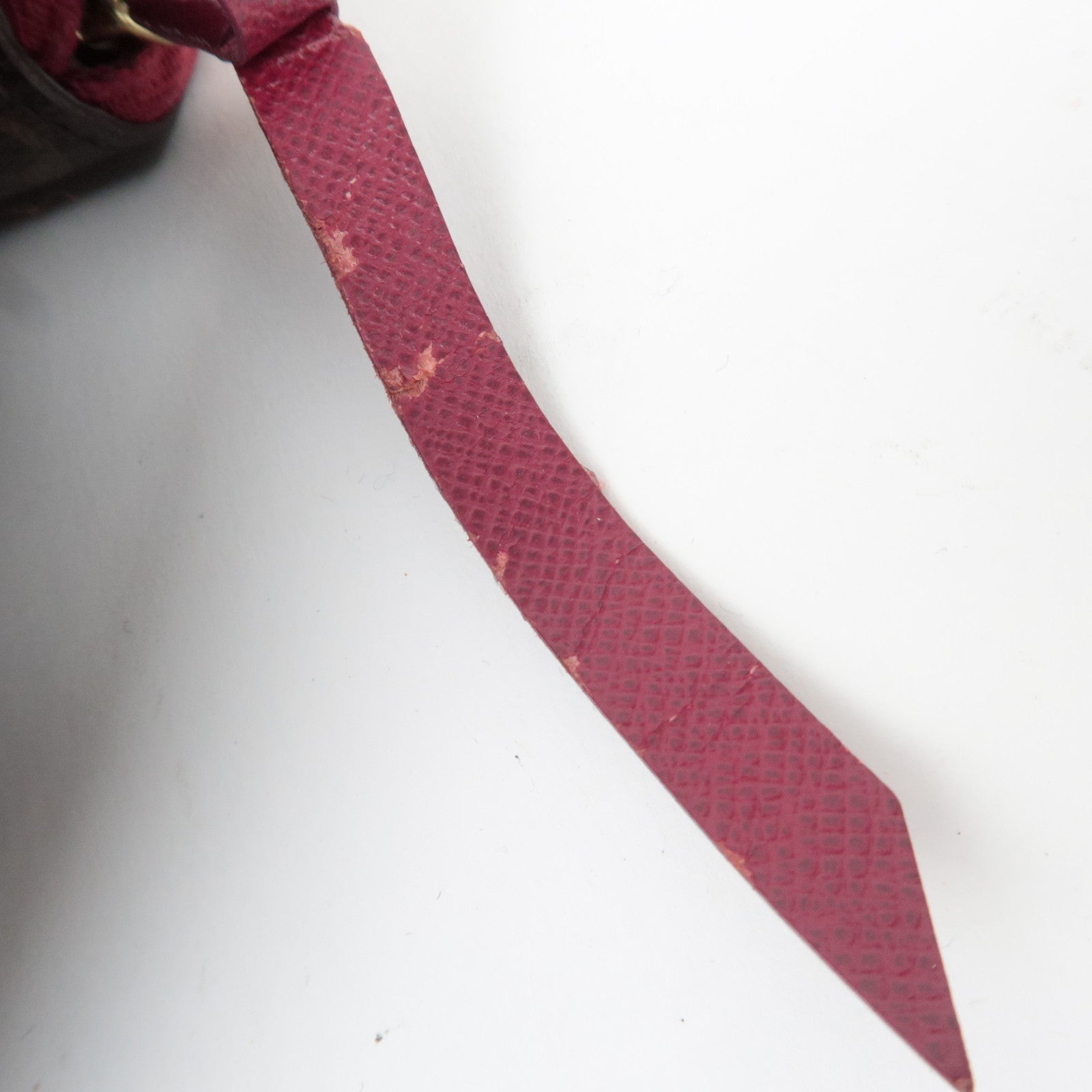 Louis Vuitton Monogram Multi Cartes Coin Case Fuchsia M61299