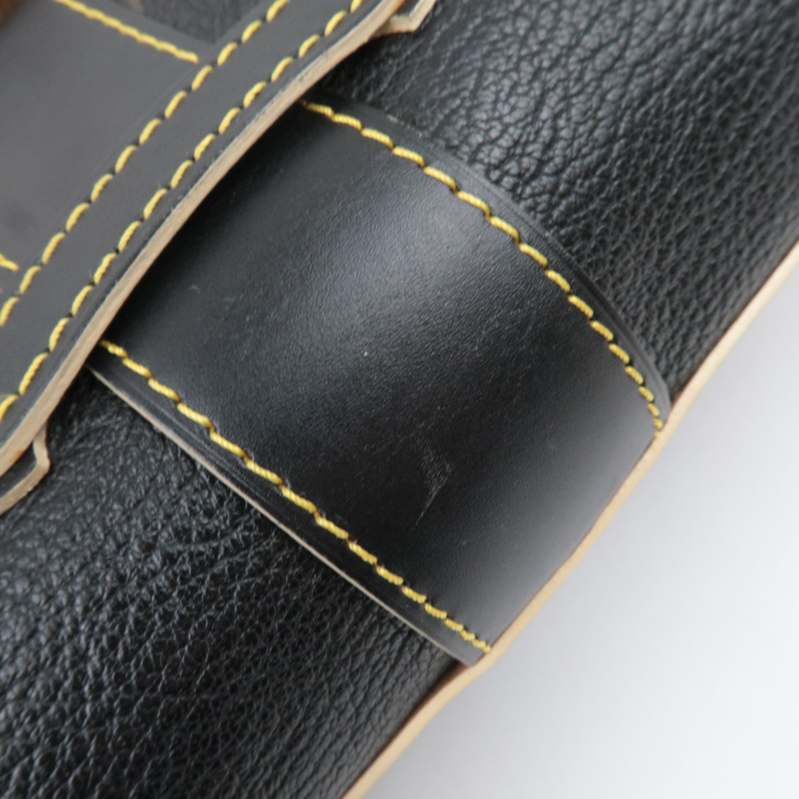 Louis Vuitton Suhali Angenieux PM Handbag Noir M91805