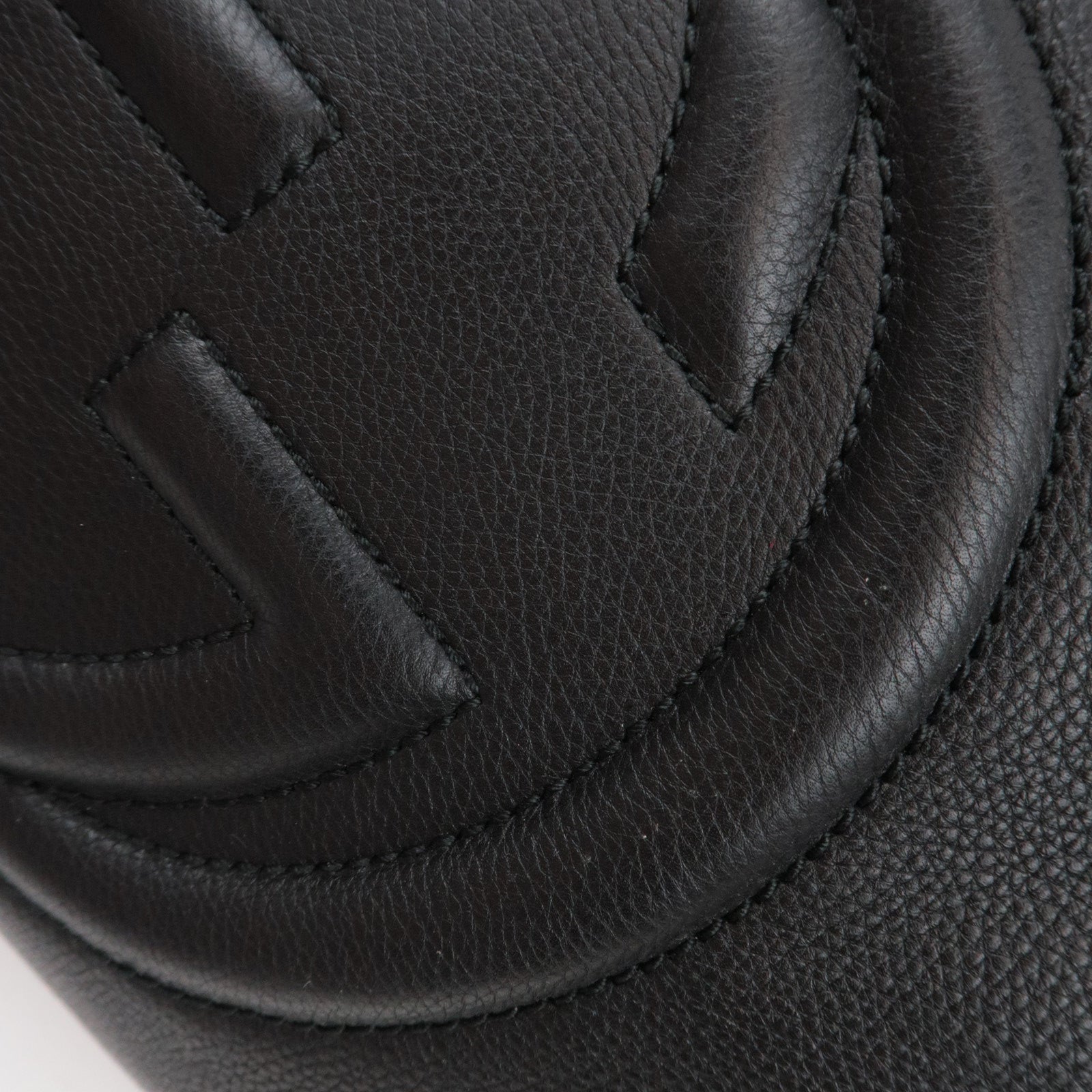 GUCCI Soho Interlocking G Leather Shoulder Bag Black 282309