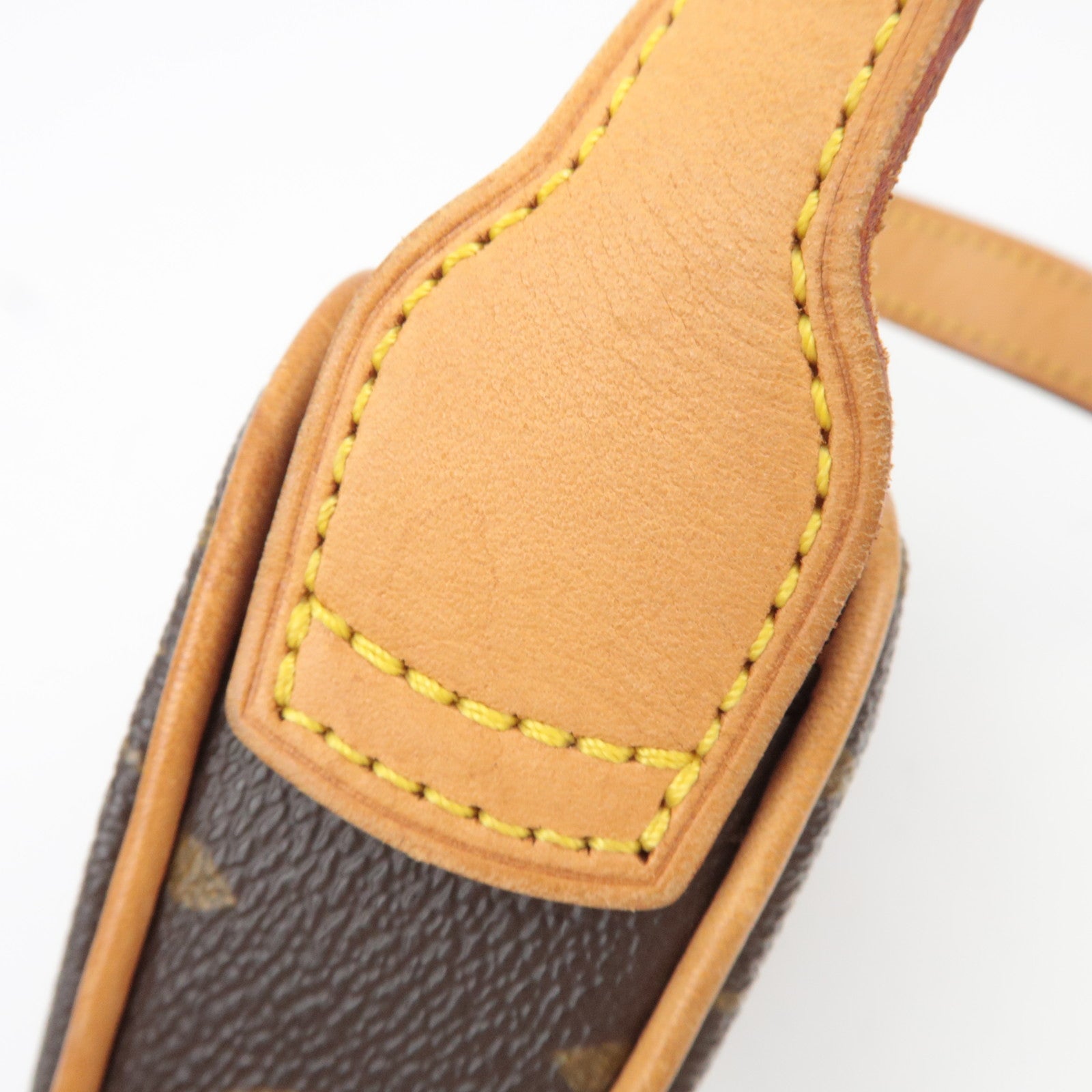 Louis Vuitton Monogram Pochette Croissant Shoulder Bag M51510