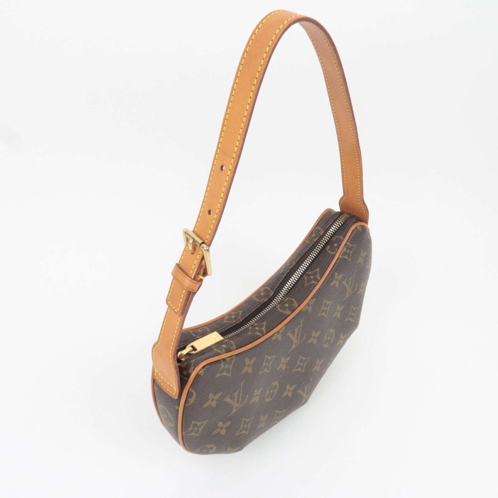 Louis Vuitton Monogram Pochette Croissant Shoulder Bag M51510