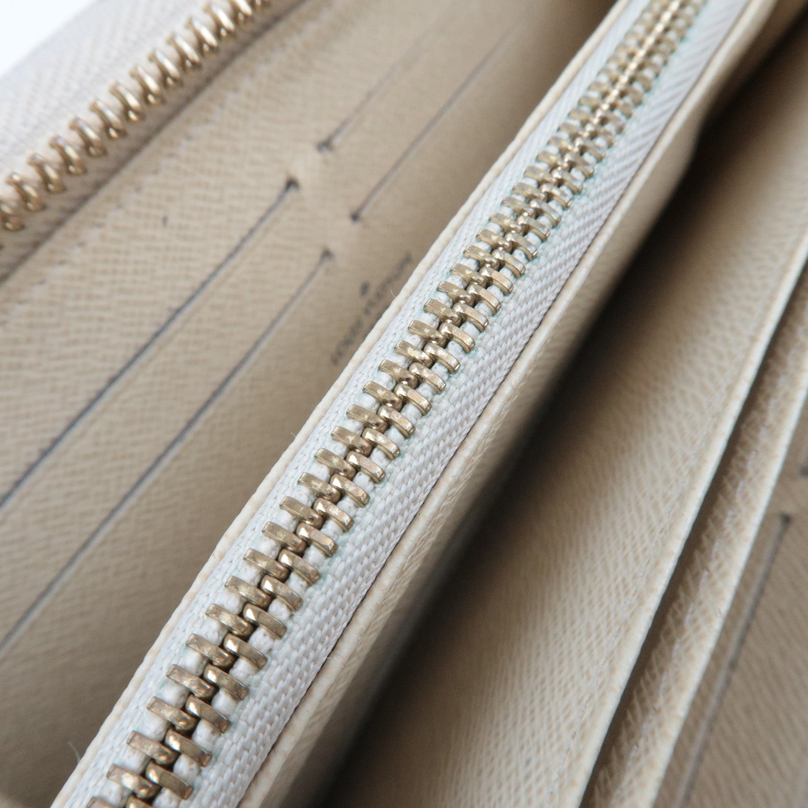 Louis Vuitton Damier Azur Zippy Long Wallet N60019