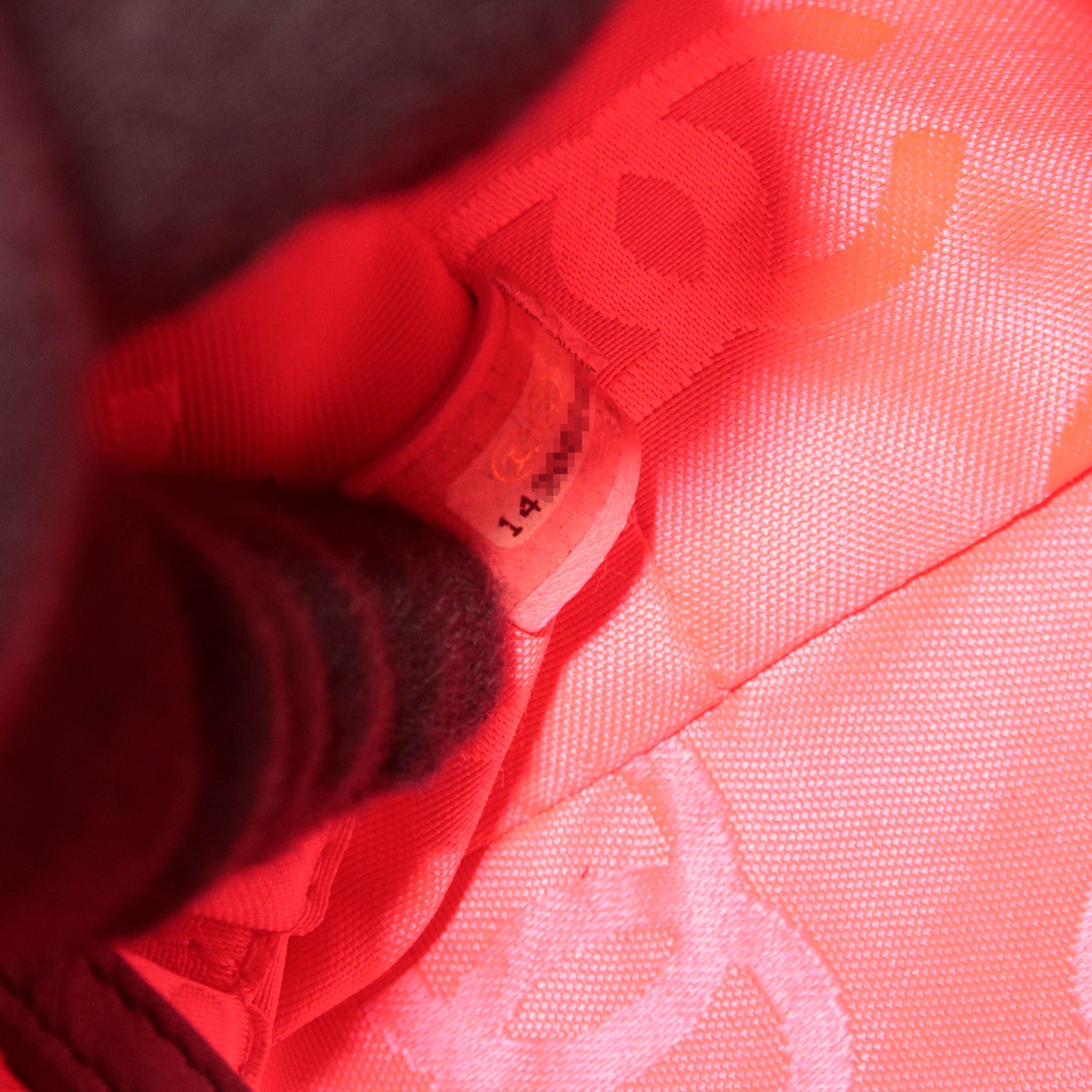 CHANEL Cambon Line Medium Tote Lambskin Patent Black A25167