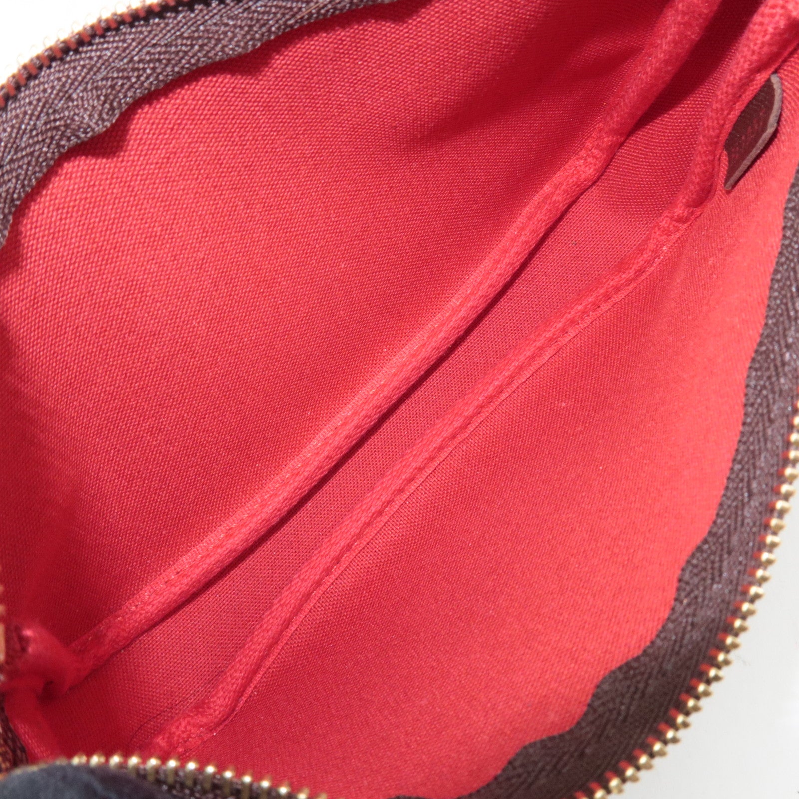 Louis Vuitton Damier Marais Shoulder Bag N42240