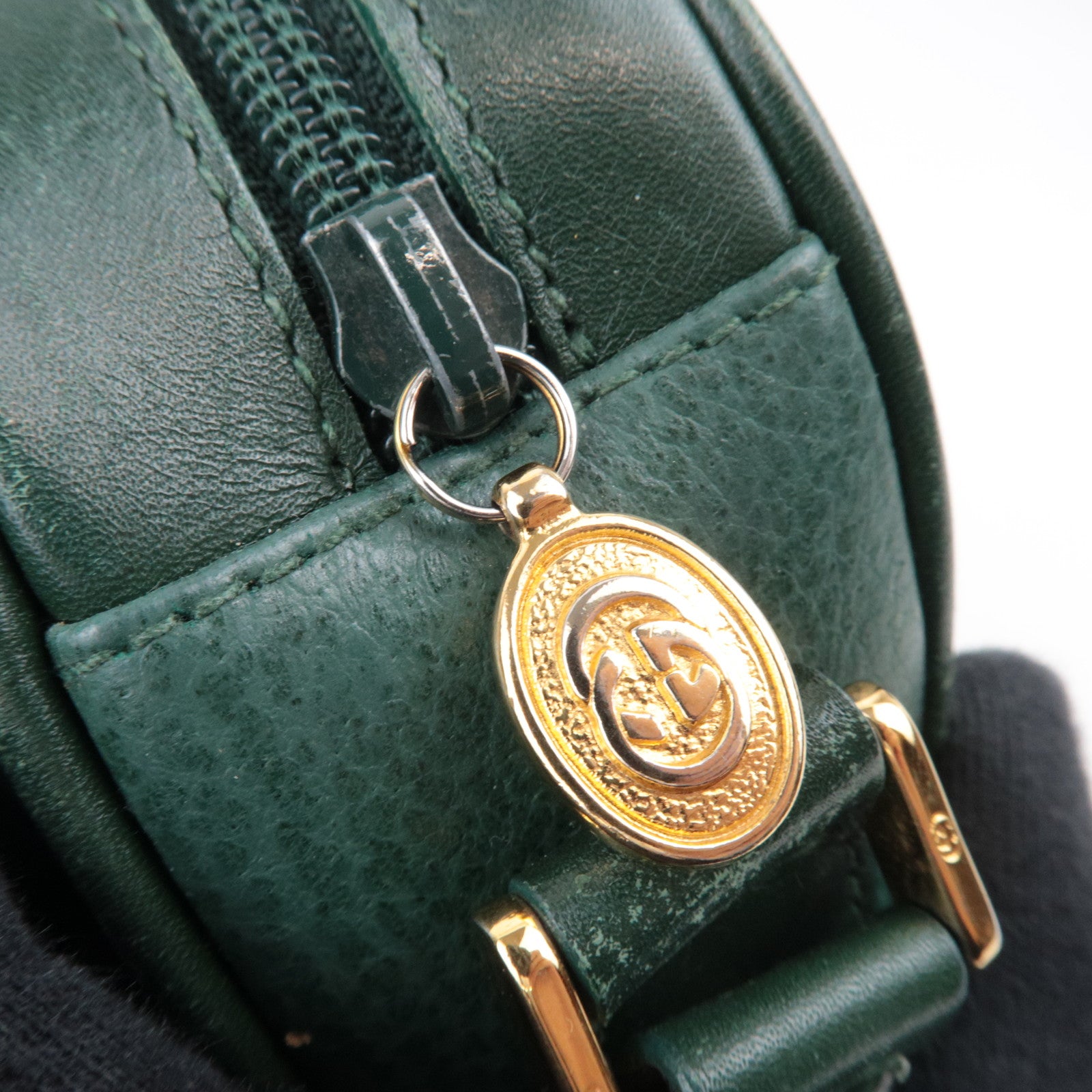 GUCCI Old Gucci Leather Shoulder BagGreen 001.093.1050