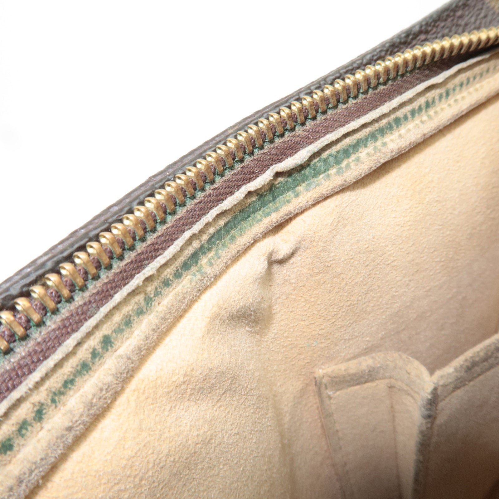 Louis Vuitton Monogram Looping MM Shoulder Bag M51146
