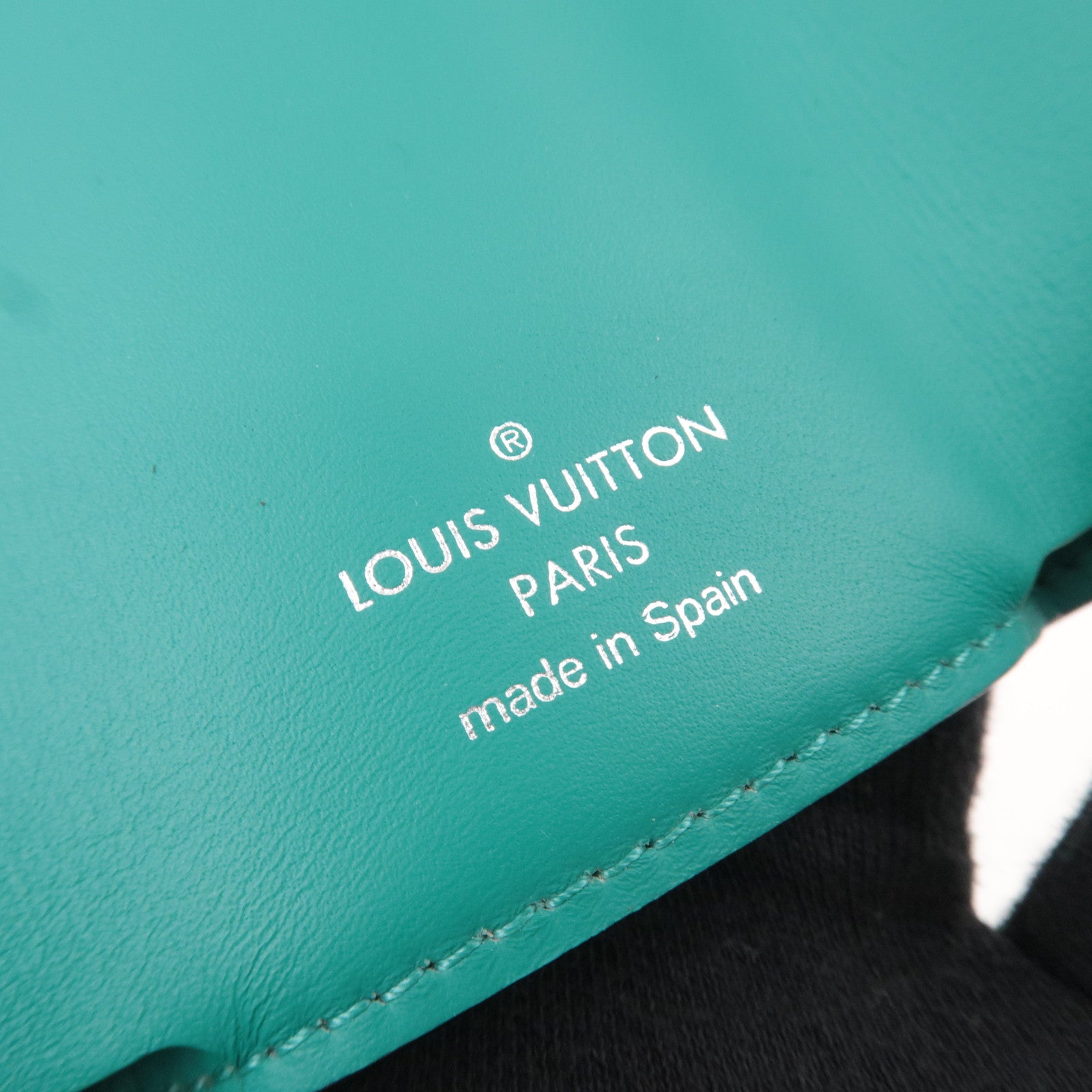Louis Vuitton Taigarama Discovery Compact Wallet Veil M67626