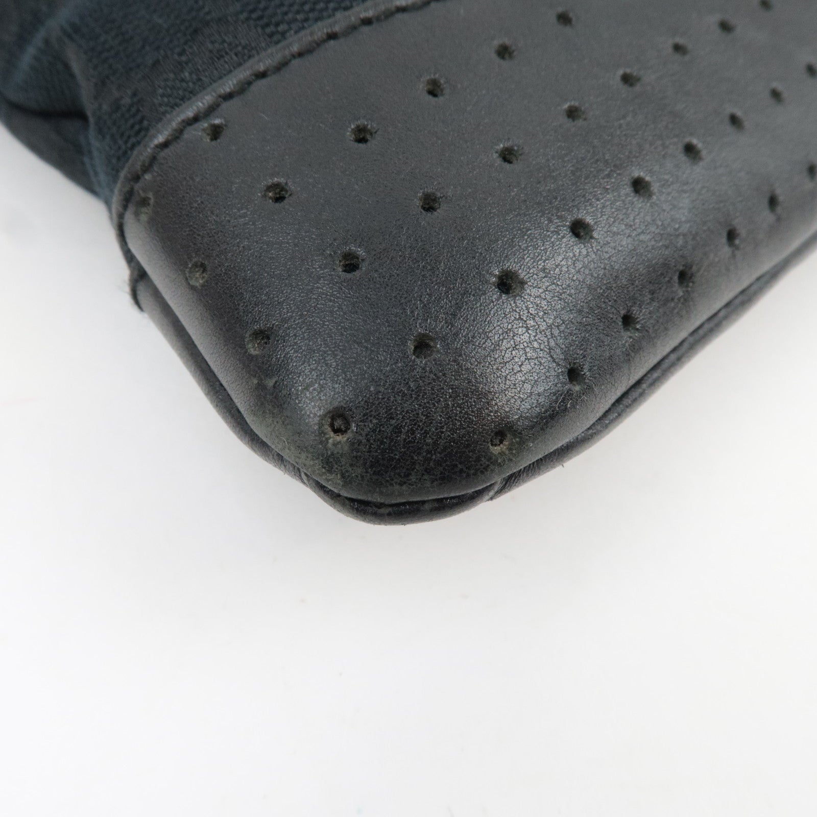 GUCCI GG Canvas Leather Shoulder Bag Black 145857