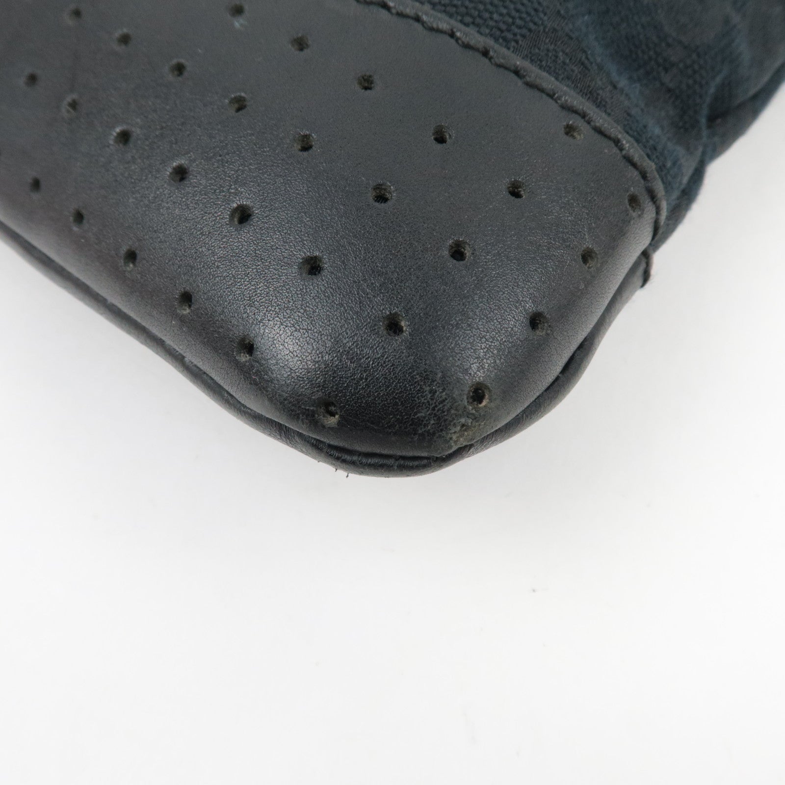 GUCCI GG Canvas Leather Shoulder Bag Black 145857