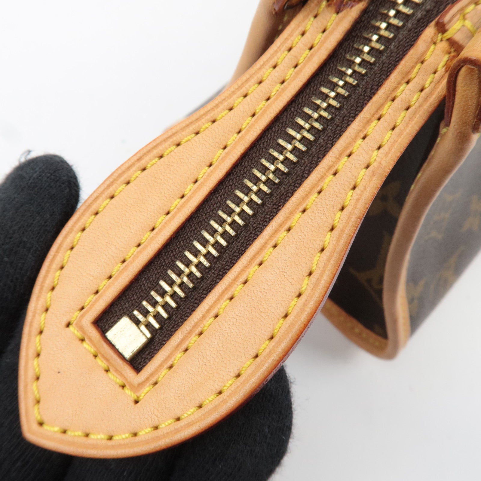 Louis Vuitton Monogram Popincourt Handbag M40009