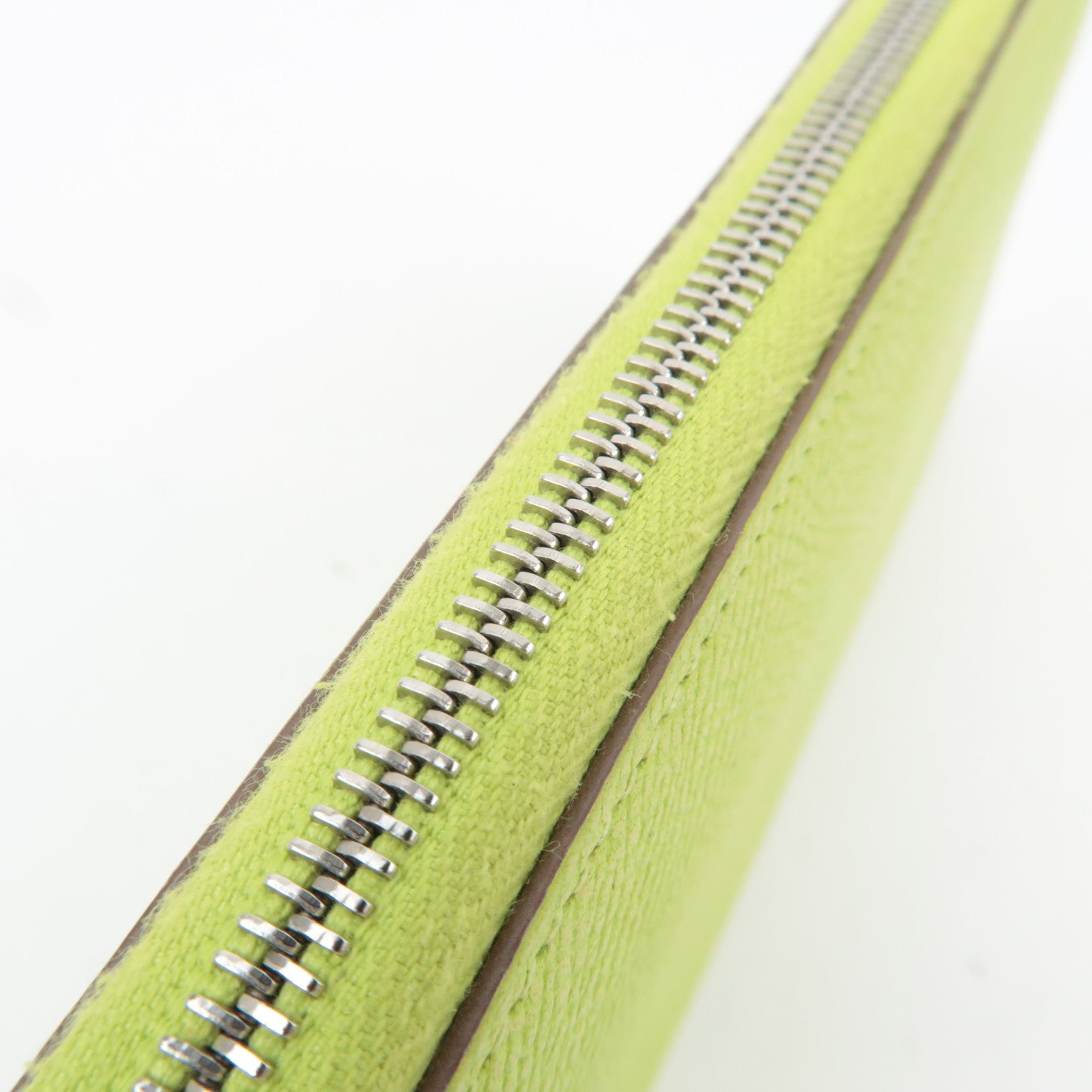HERMES Azap Long Silk In Veau Epsom Long Wallet □O Stamp (2011) Green