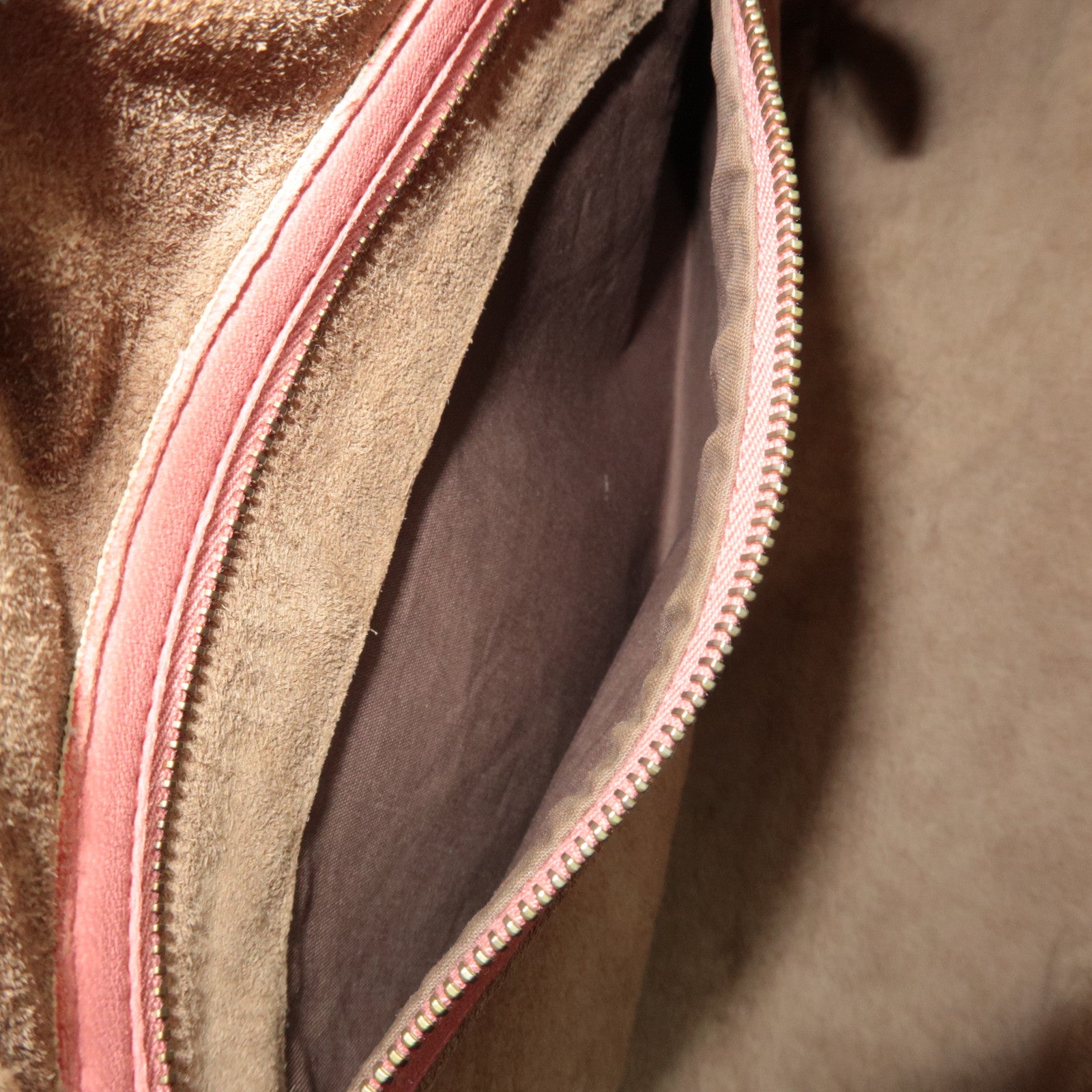 BOTTEGA VENETA Intrecciato Leather Hobo Bag Pink 115653