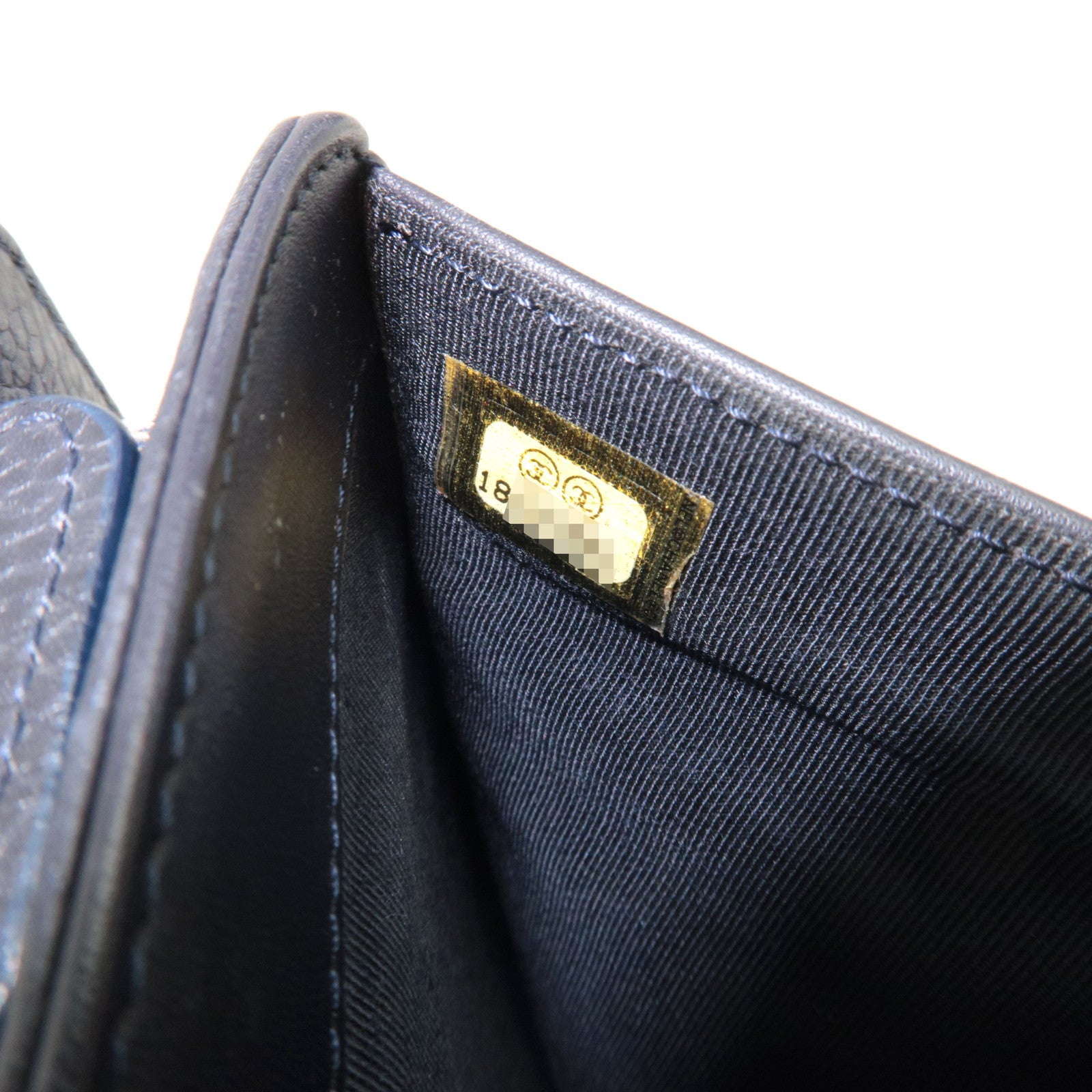 CHANEL Matelasse Bi-Fold Caviar Skin Wallet Dark Navy