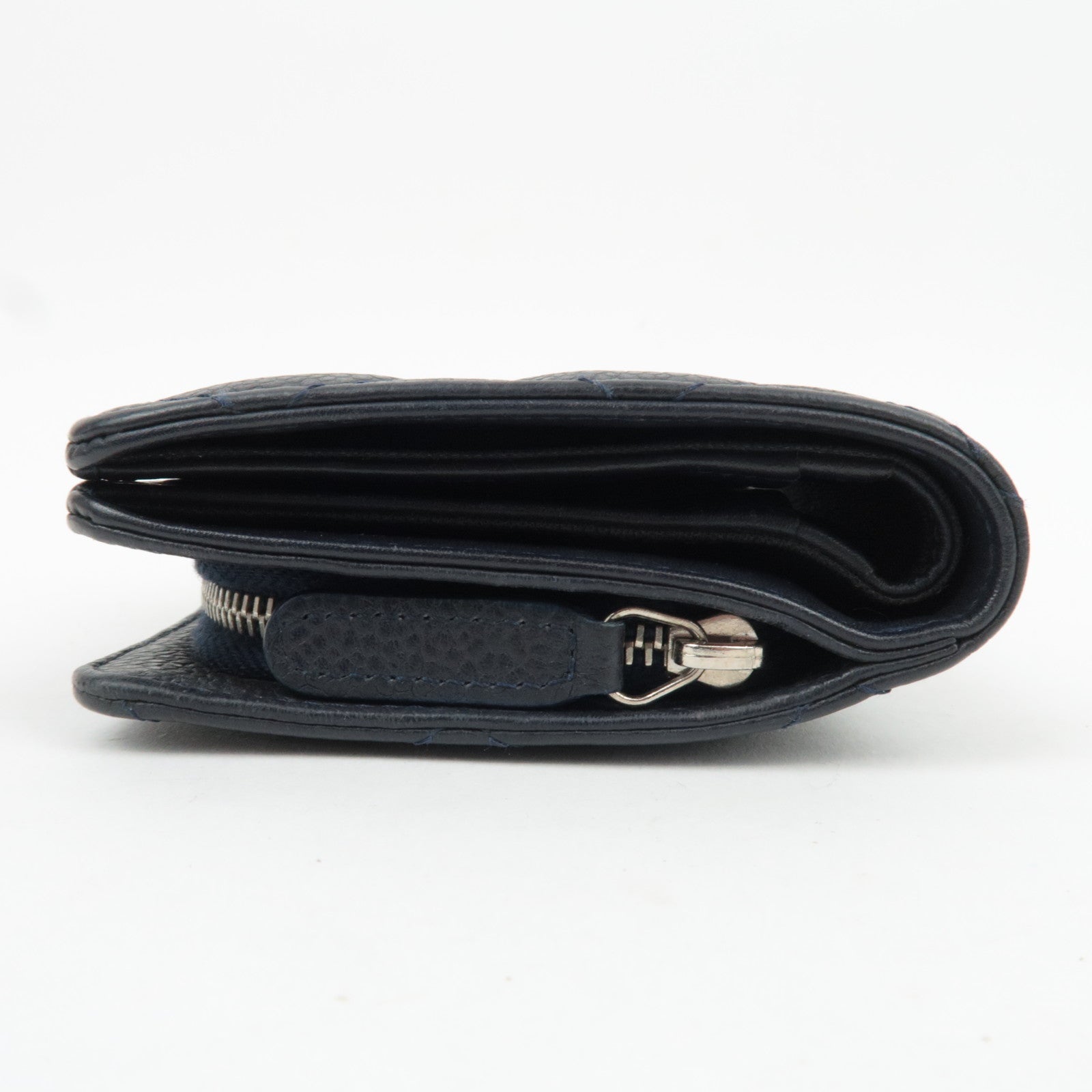 CHANEL Matelasse Bi-Fold Caviar Skin Wallet Dark Navy