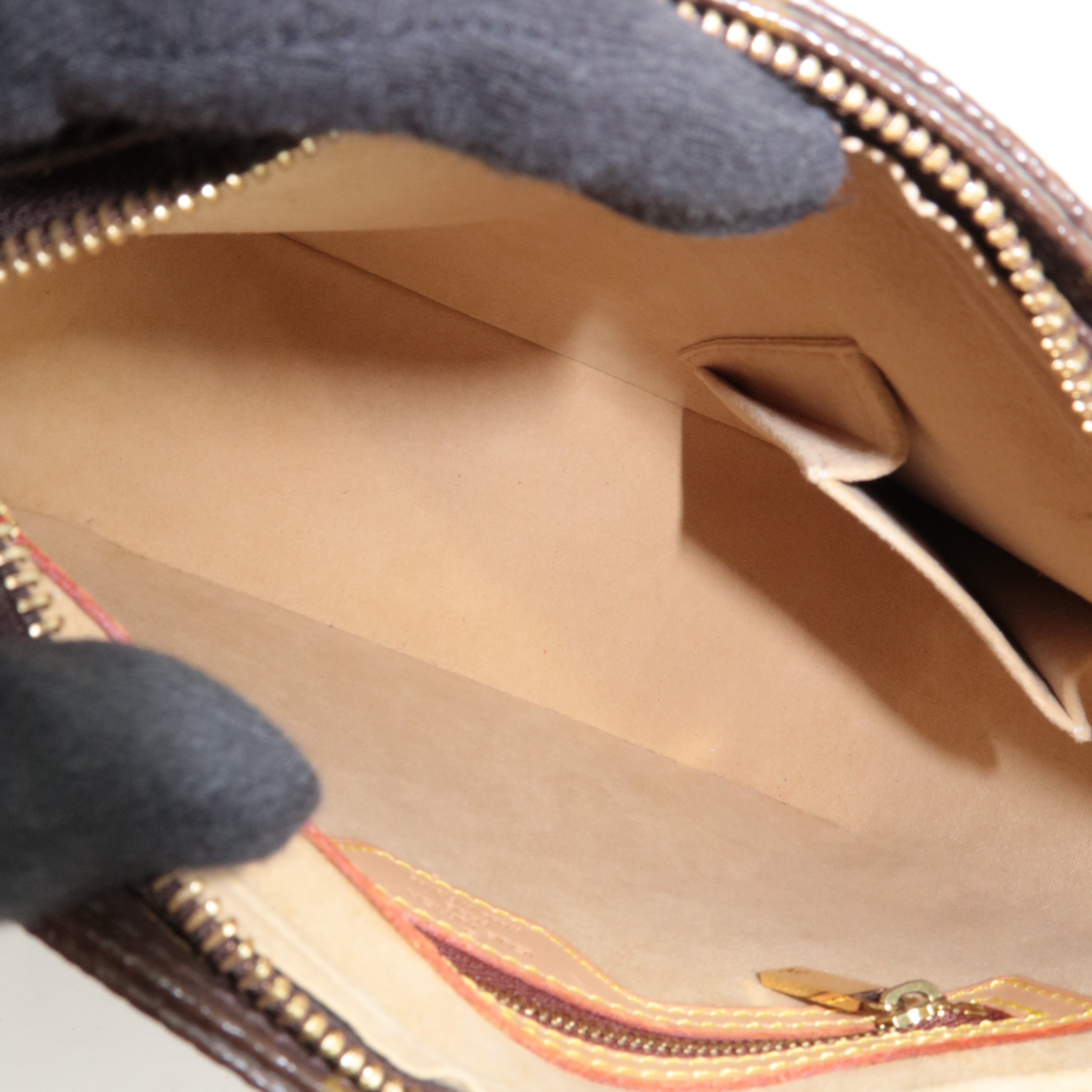 Louis Vuitton Monogram Looping MM Shoulder Bag M51146