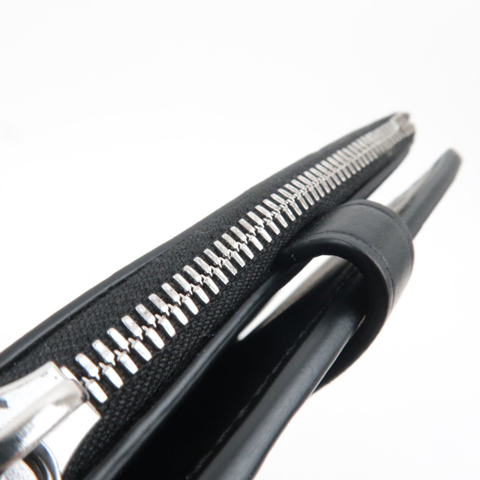 BOTTEGA VENETA Intrecciato Leather Wallet Black