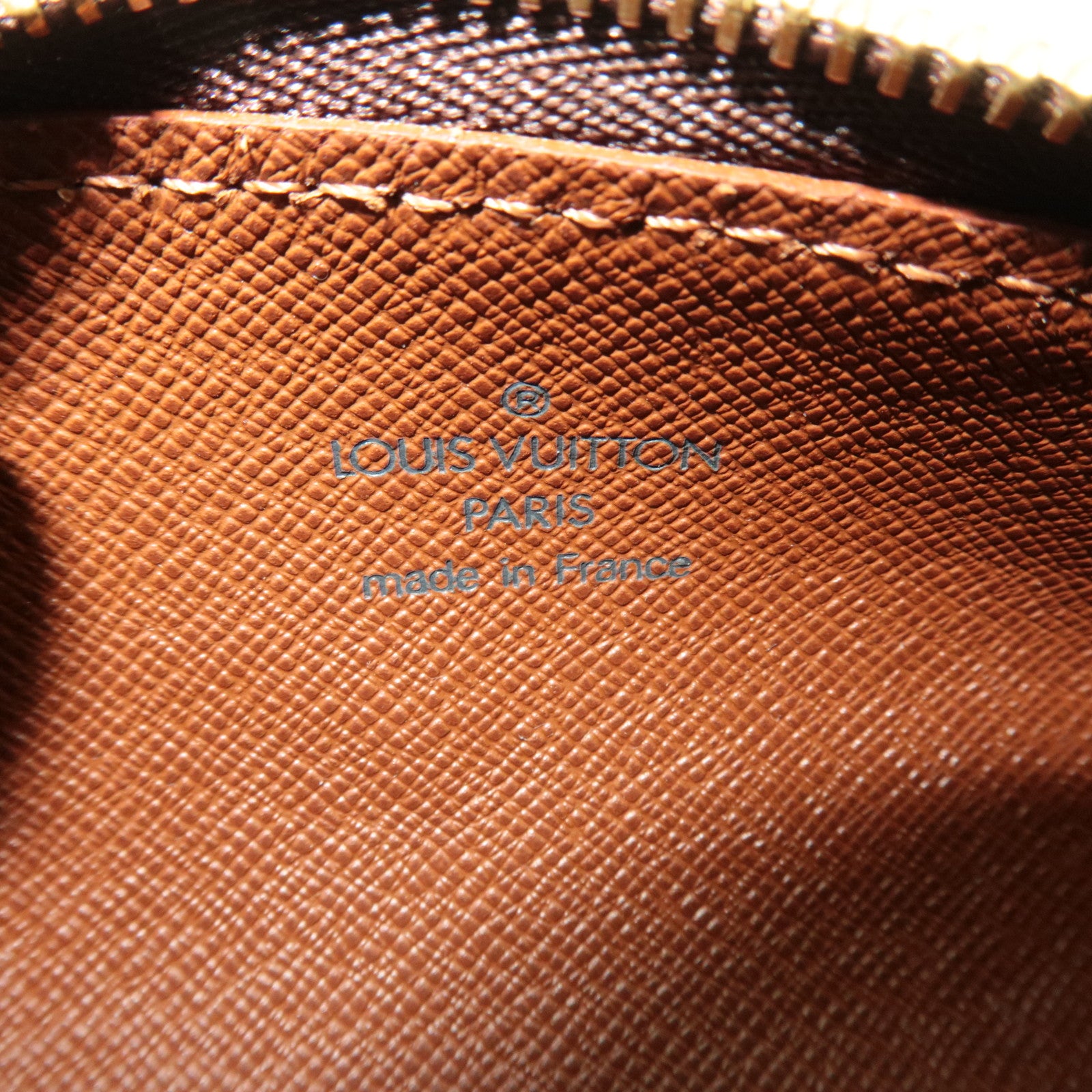 Louis Vuitton Monogram Pouch for Papillon Bag AR1012