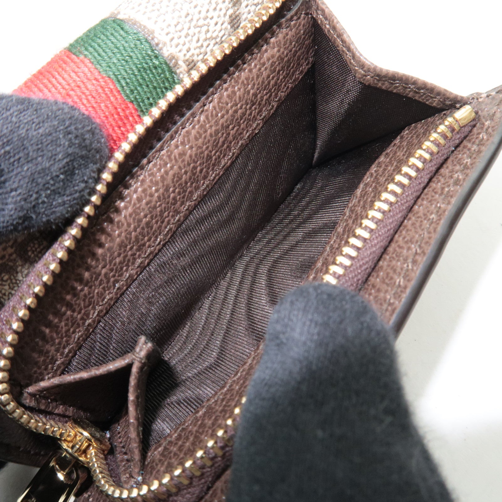 GUCCI Sherry GG Supreme Wallet Beige Brown 735580