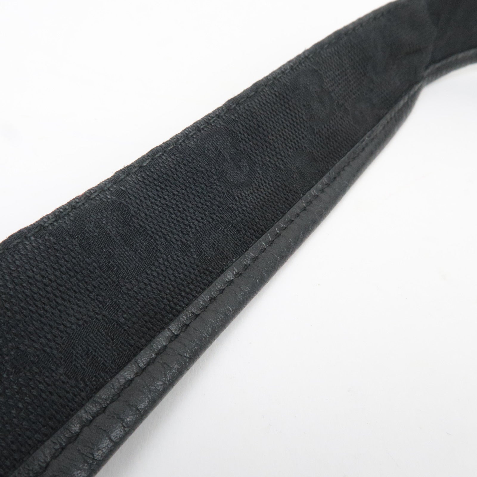 GUCCI GG Canvas Shoulder Bag Black 90665