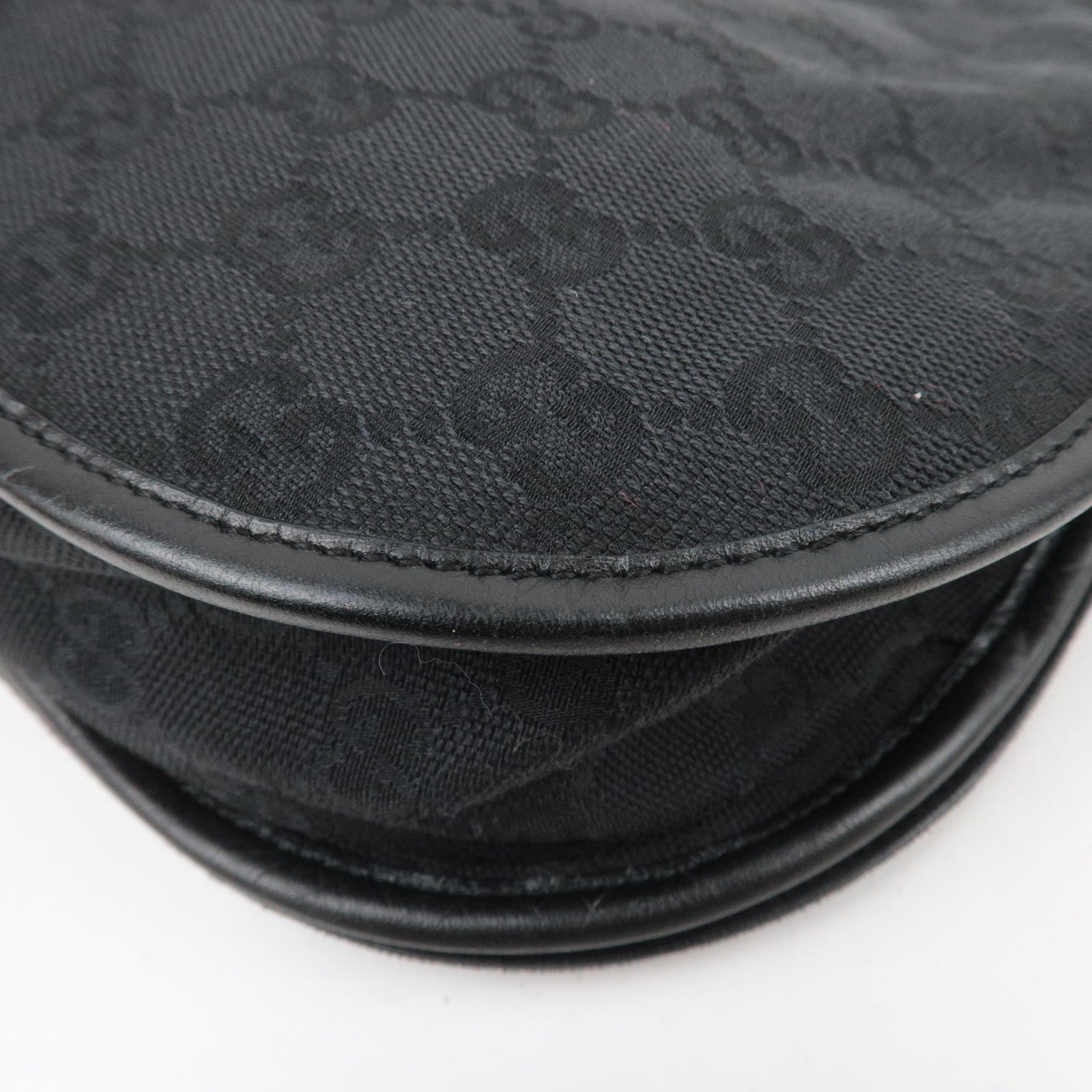 GUCCI GG Canvas Shoulder Bag Black 90665