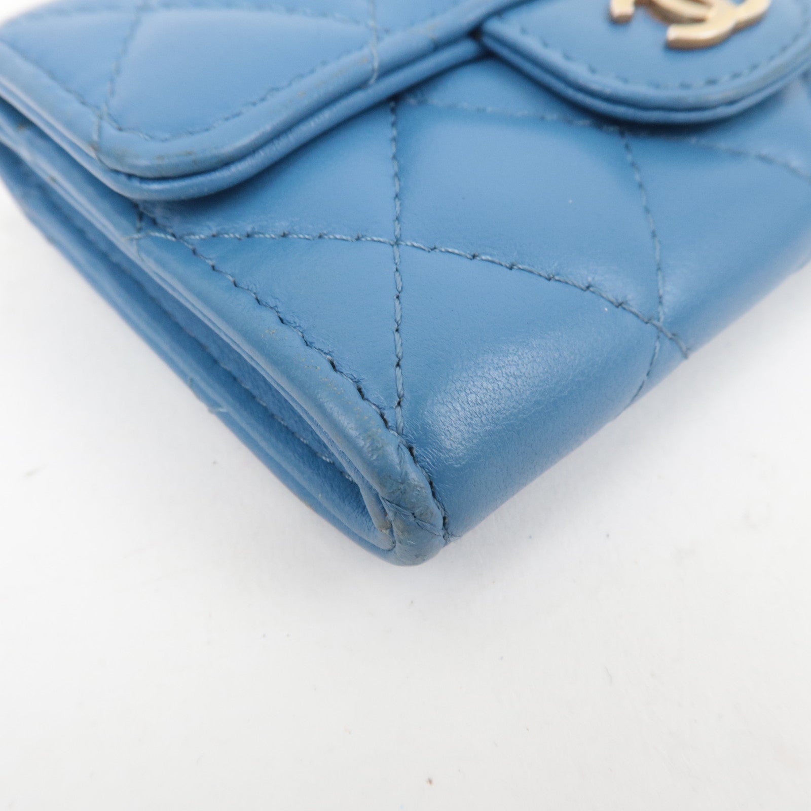 CHANEL Coco Mark Matelasse Lambskin Card Case Light Blue