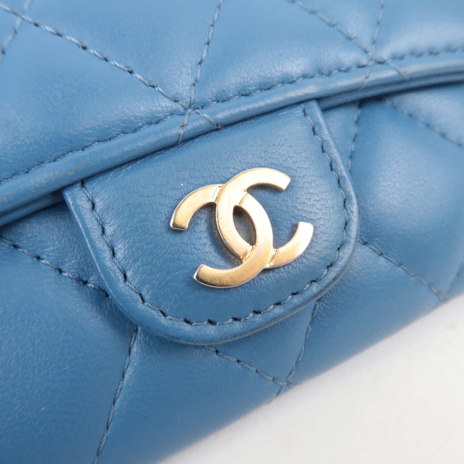 CHANEL Coco Mark Matelasse Lambskin Card Case Light Blue