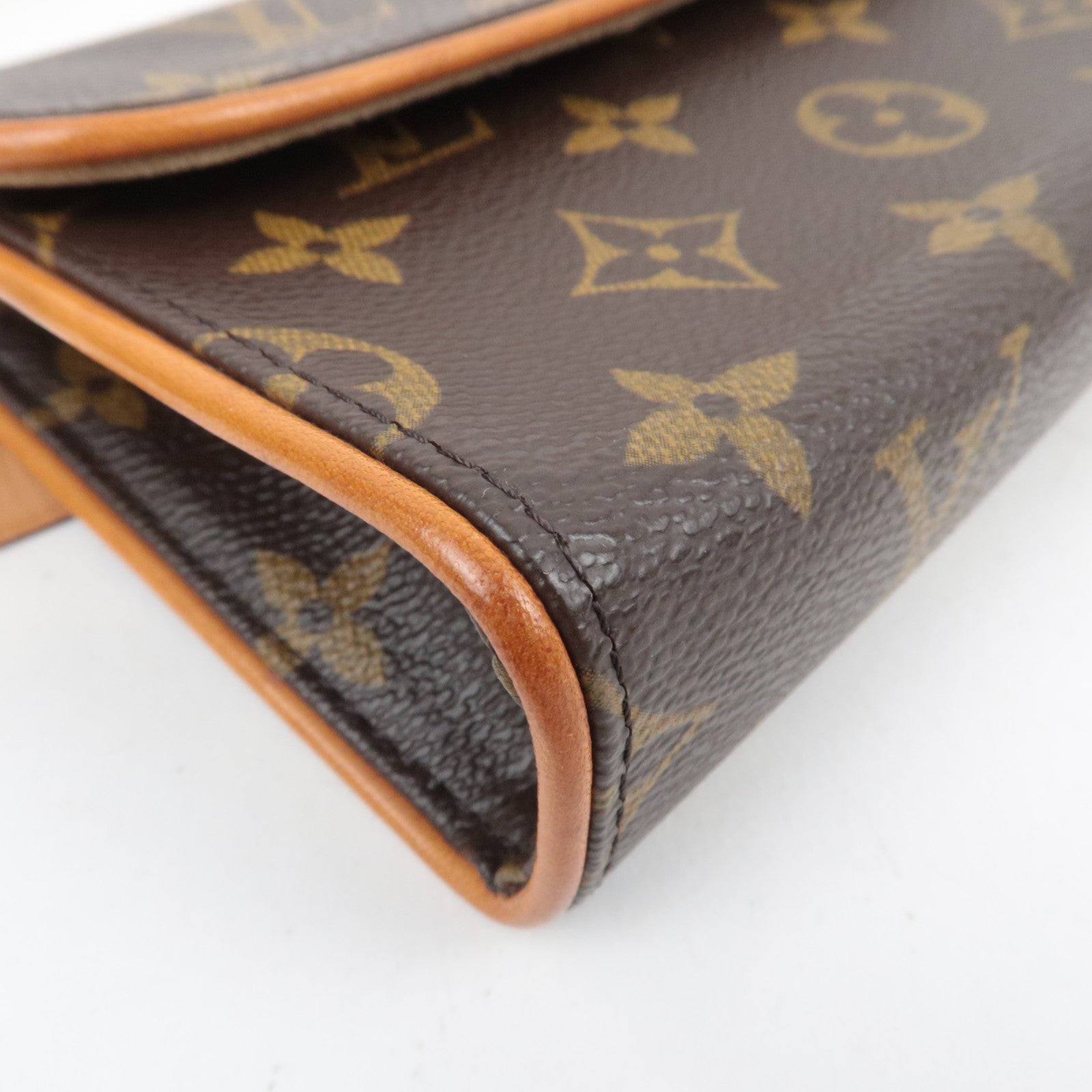 Louis Vuitton Monogram Pochette Florentine Body Bag M51855