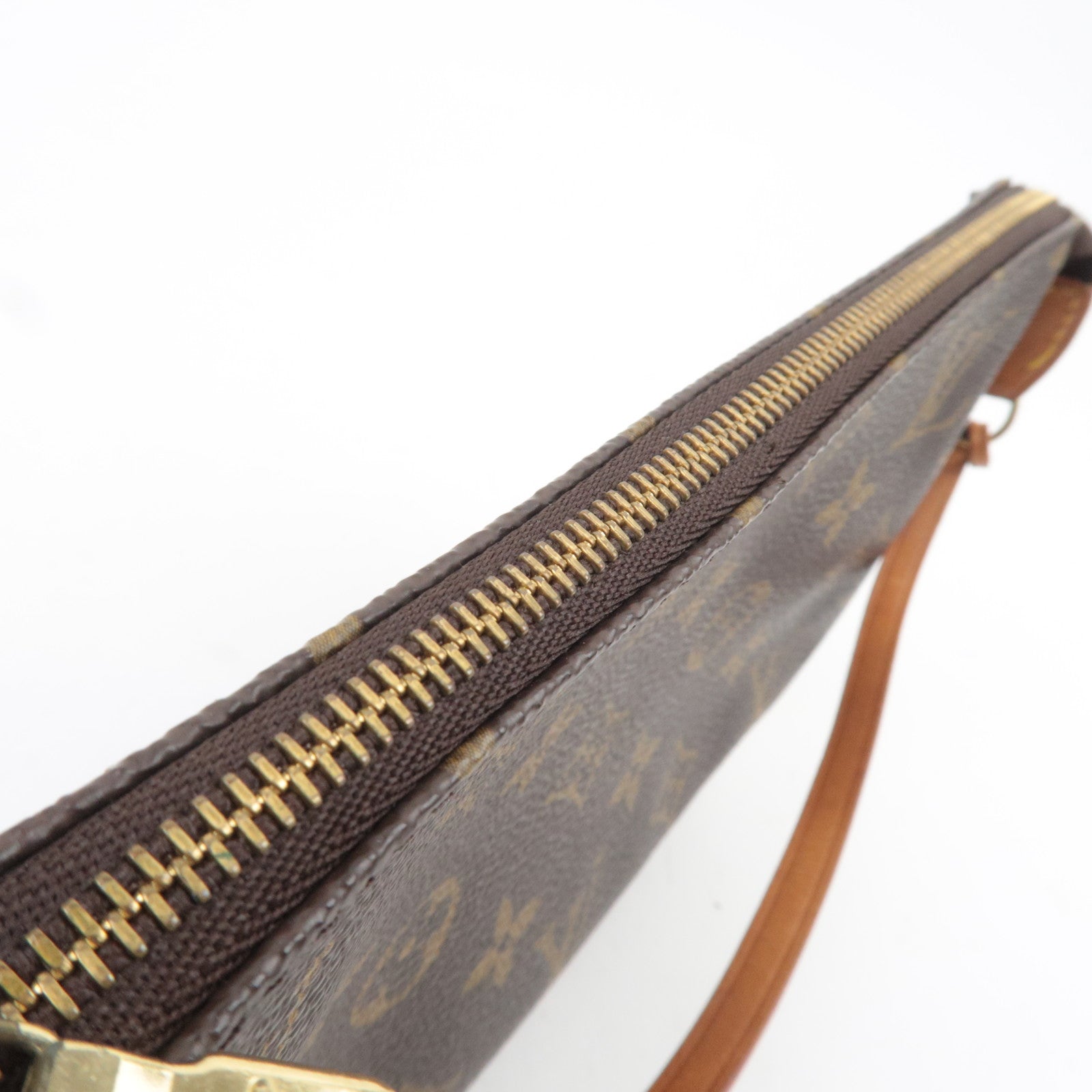 Louis Vuitton Monogram Pochette Accessories Handbag M51980