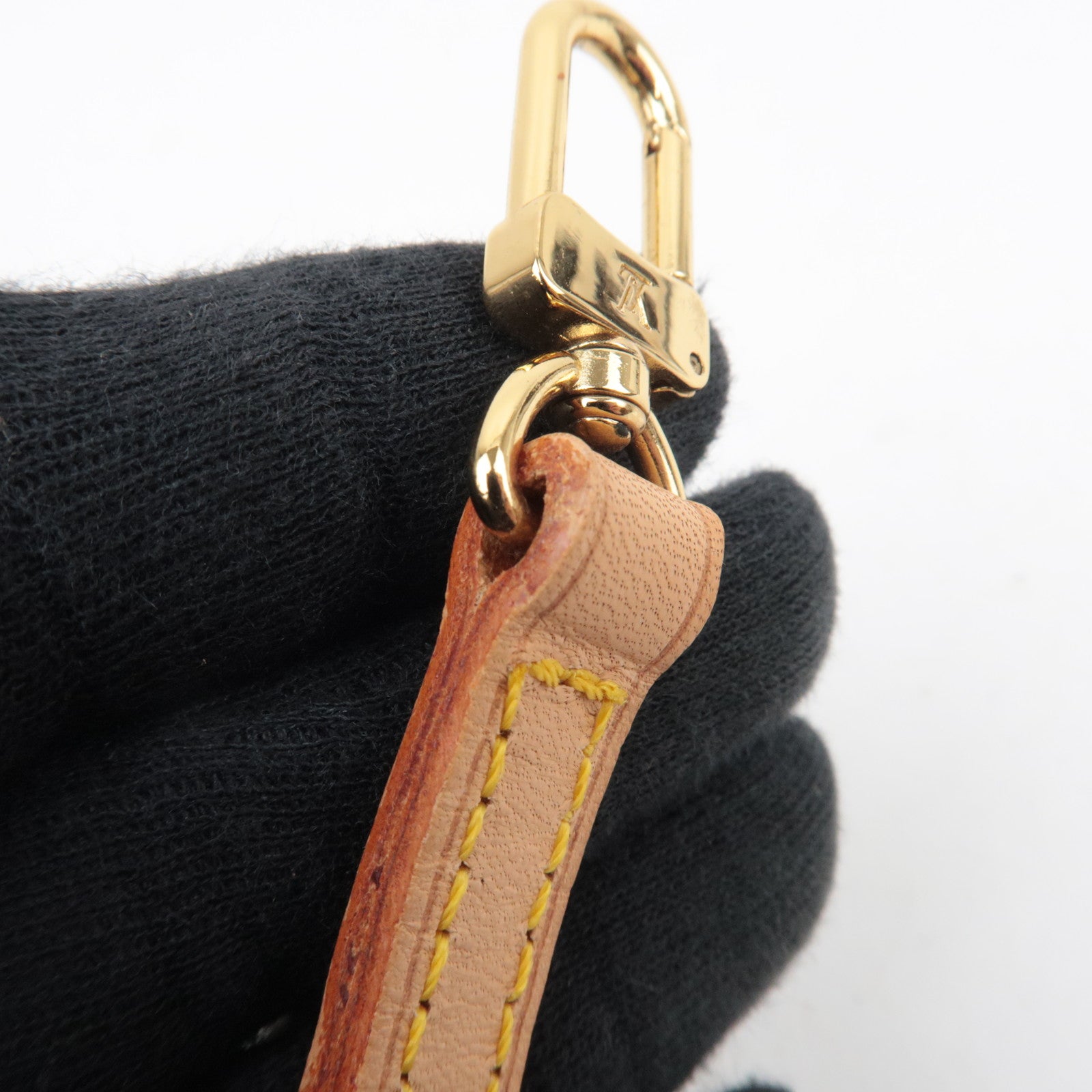 Louis Vuitton Leather Shoulder Strap Beige Full Length 120cm Width 1.2cm J00145