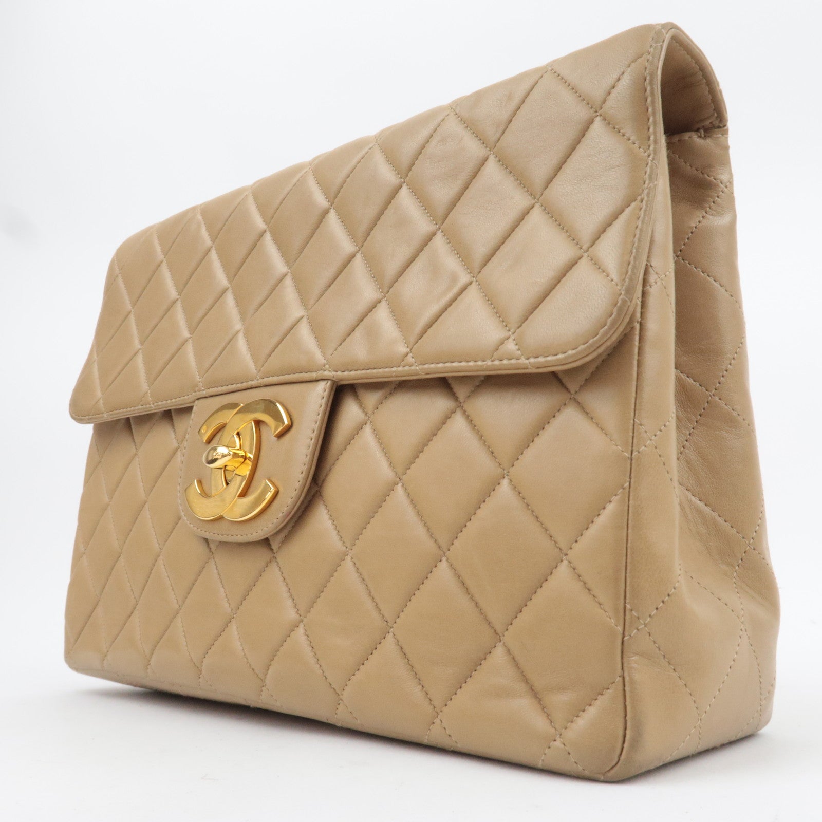 CHANEL Jumbo Matelasse 30 Lambskin Chain Shoulder Bag Beige