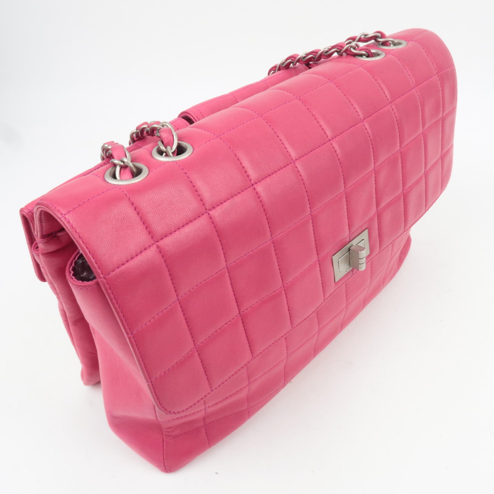 CHANEL 2.55 Chocolate Bar Lambskin Chain Shoulder Bag Pink