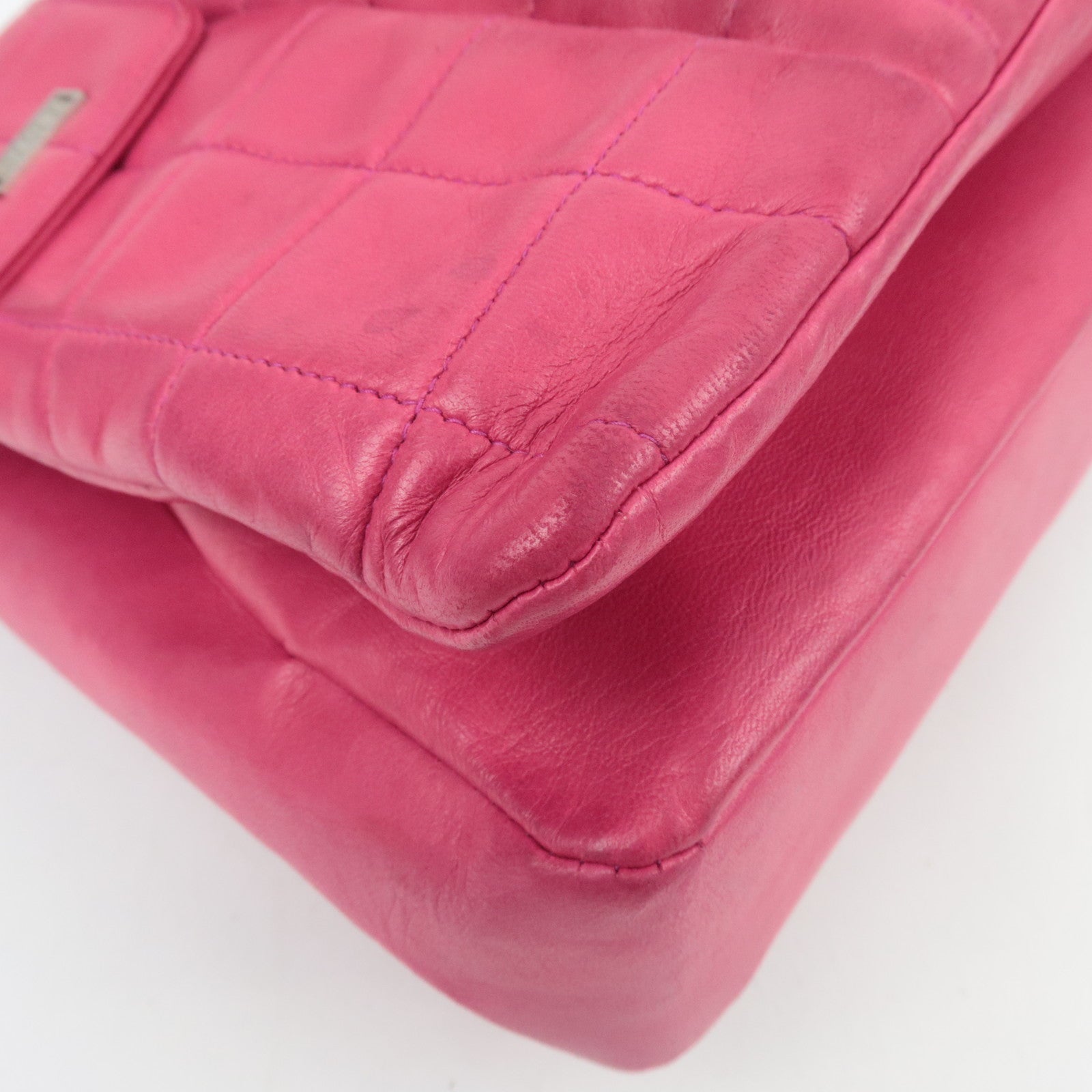 CHANEL 2.55 Chocolate Bar Lambskin Chain Shoulder Bag Pink