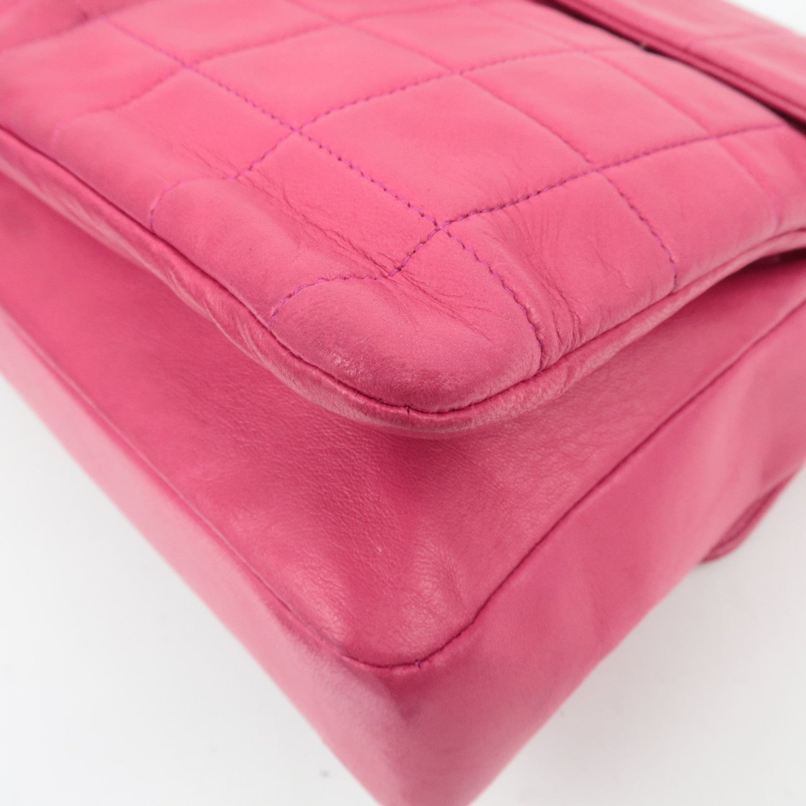 CHANEL 2.55 Chocolate Bar Lambskin Chain Shoulder Bag Pink