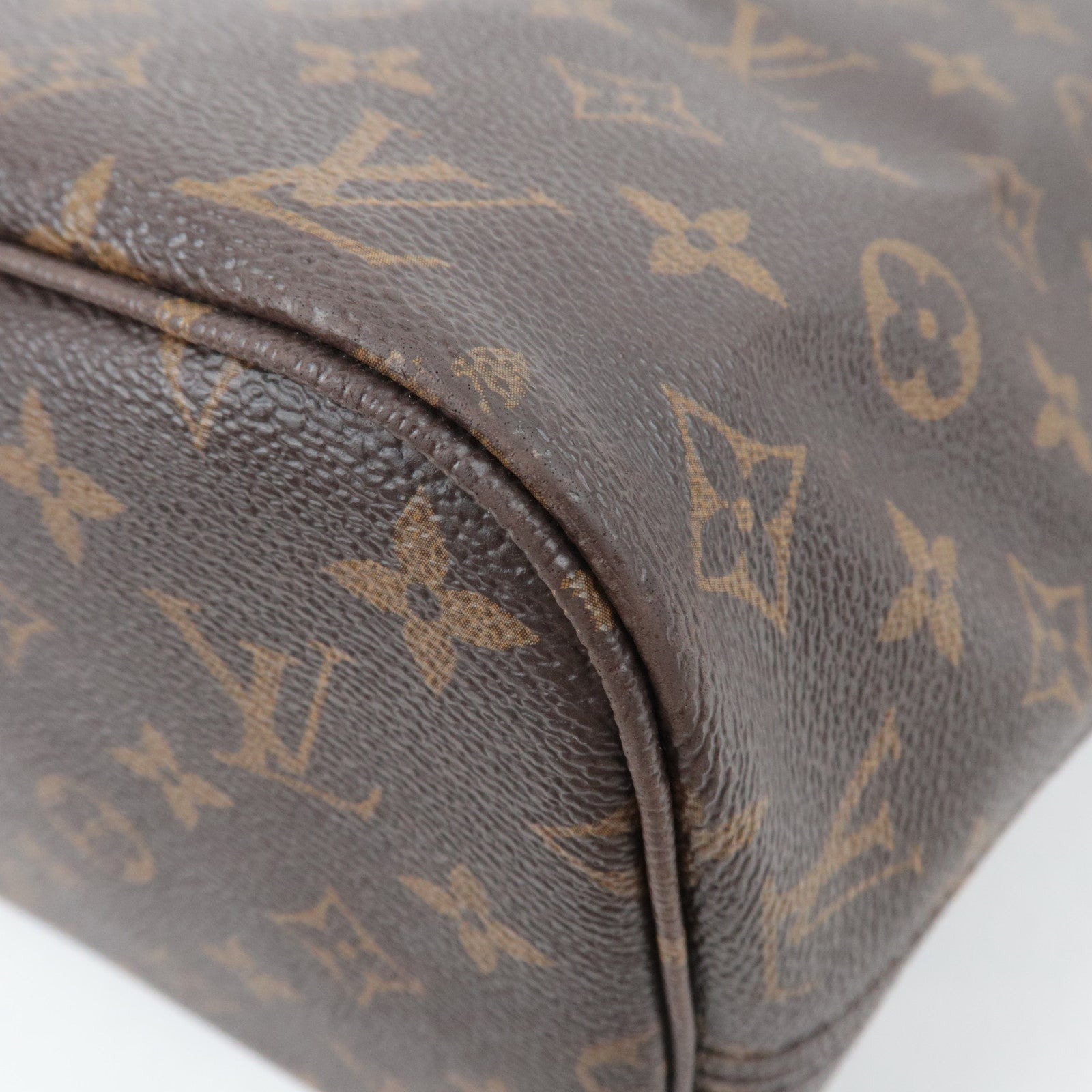 Louis Vuitton Monogram Neverfull MM Tote Bag Cerise M41177