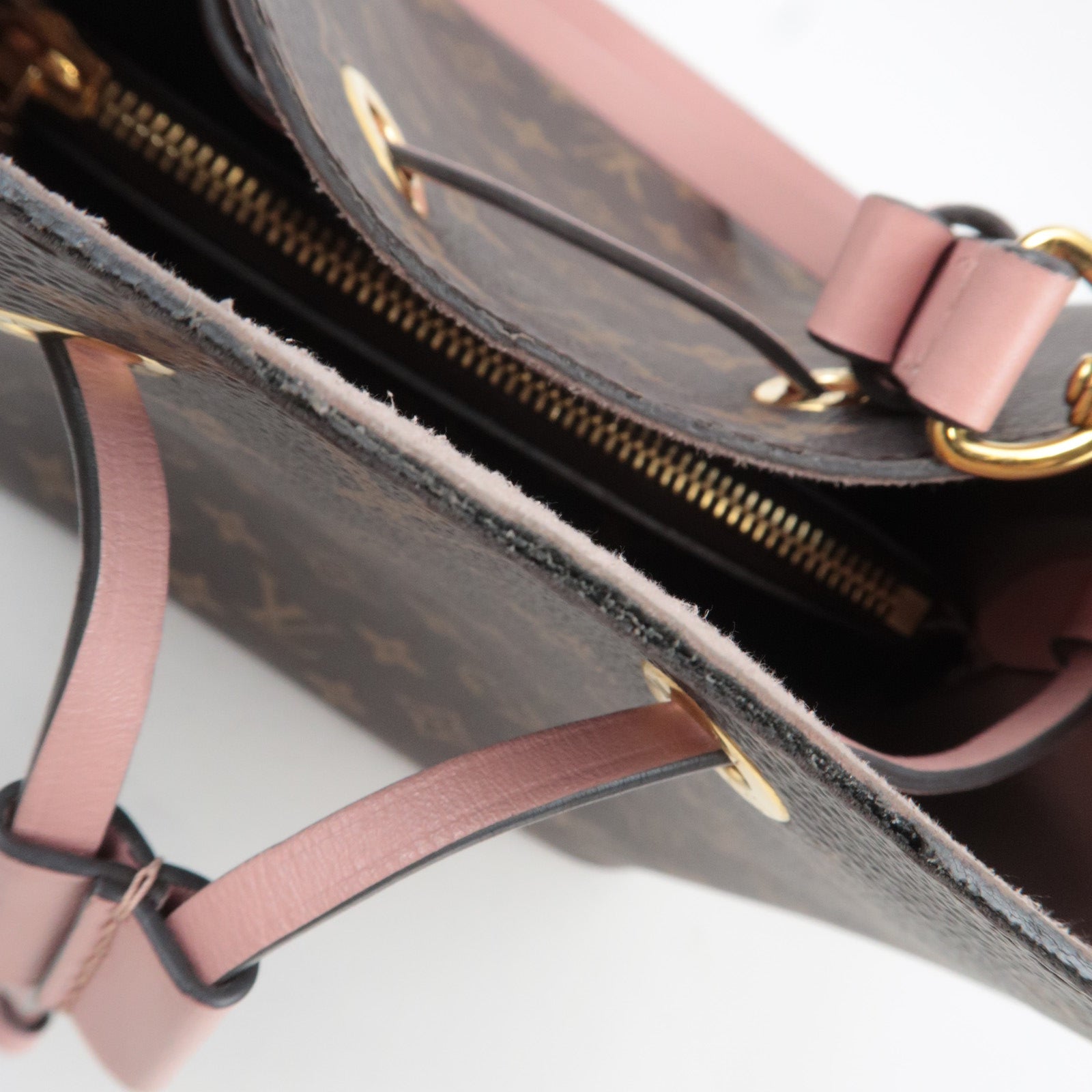Louis Vuitton Monogram Neo Noe Shoulder Bag Rose Poodle M44022 RFID