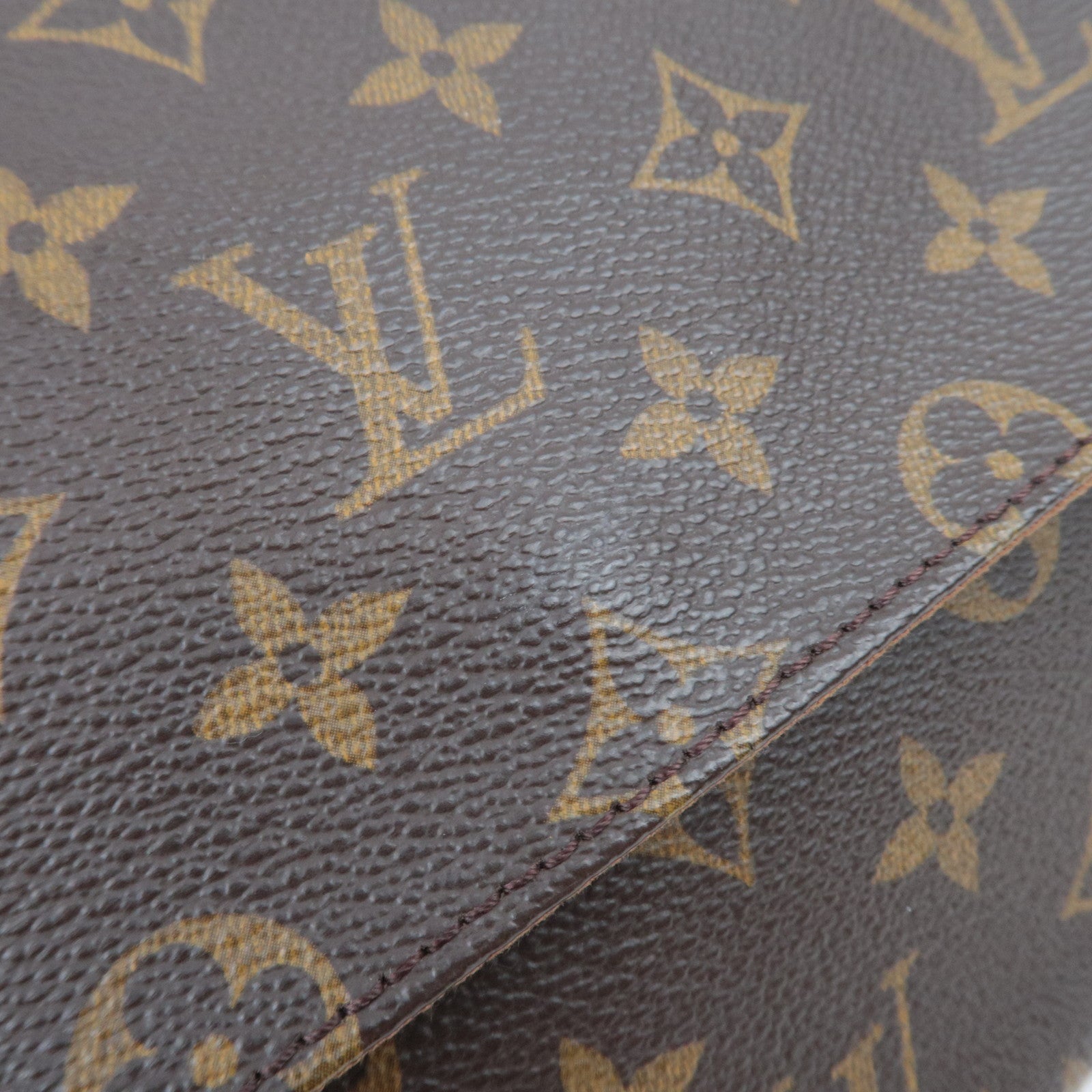 Louis Vuitton Monogram Mini Looping Shoulder Bag M51147