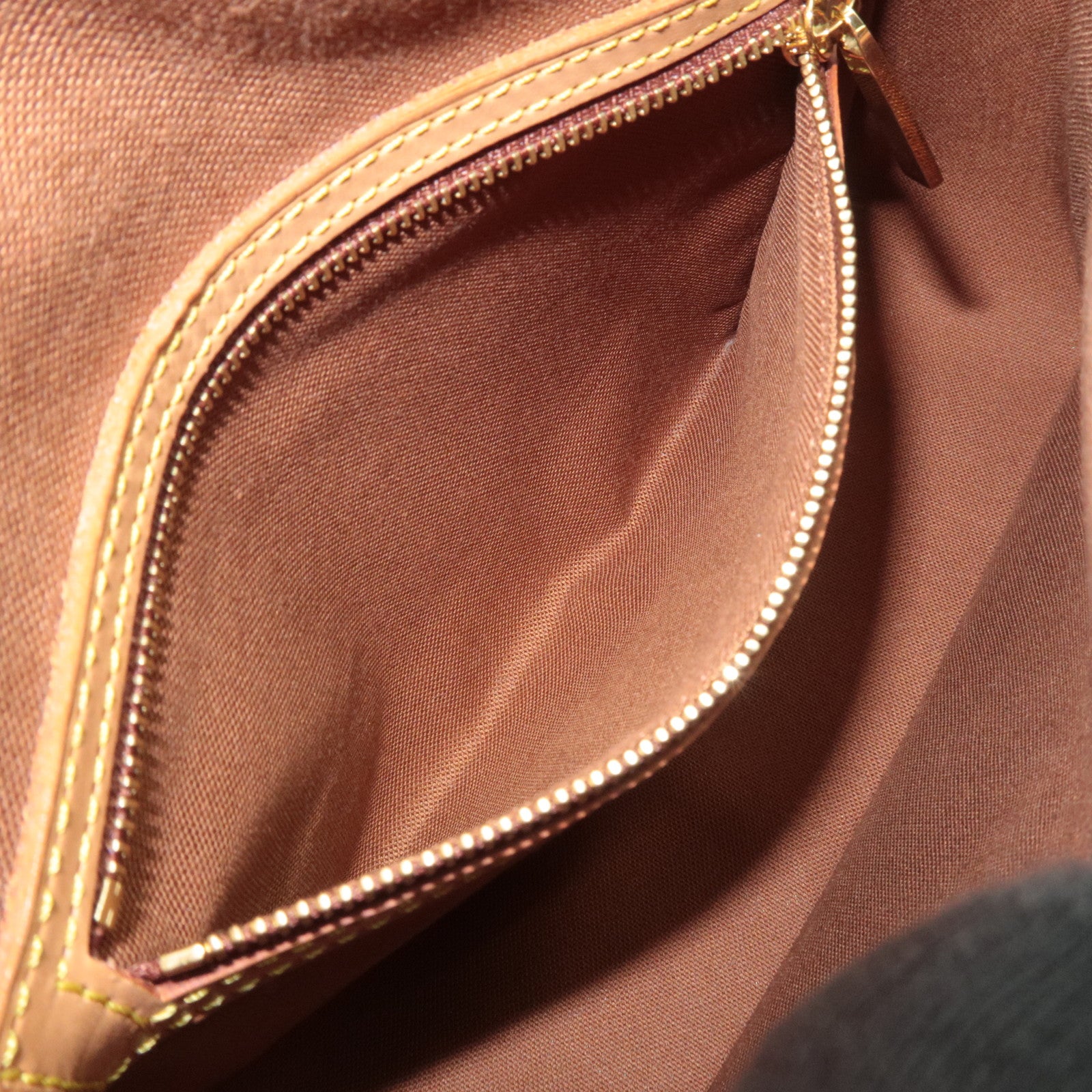 Louis Vuitton Monogram Mini Looping Shoulder Bag M51147