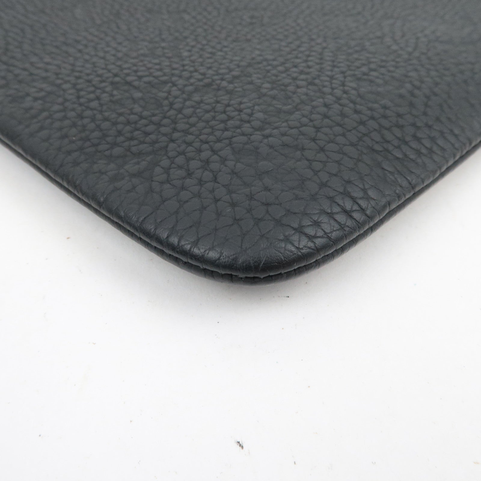 Louis Vuitton Monogram Etui Voyage Clutch Bag Taurillon Leather Noir M59479