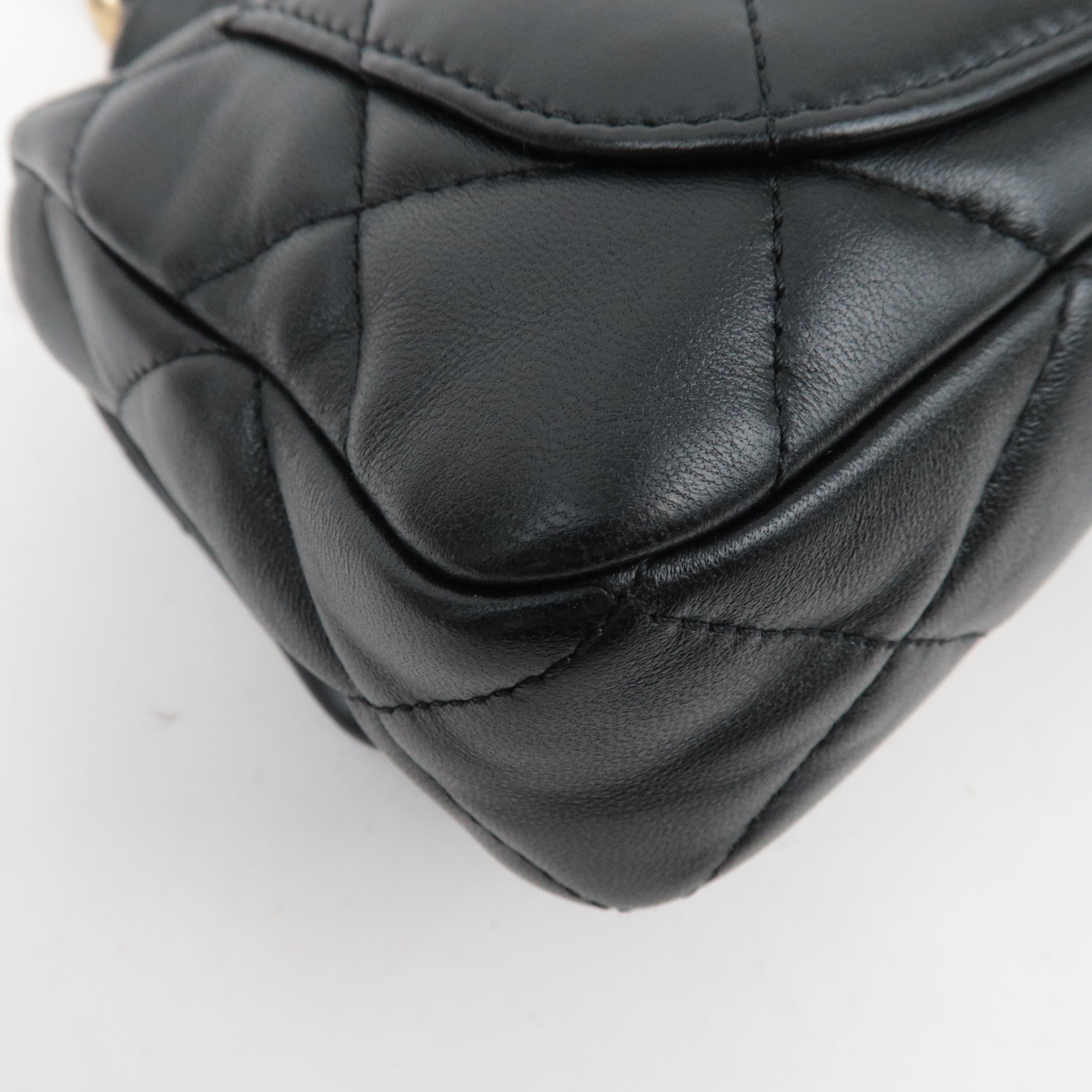 CHANEL Matelasse Lambskin Small Chain Shoulder Bag Black